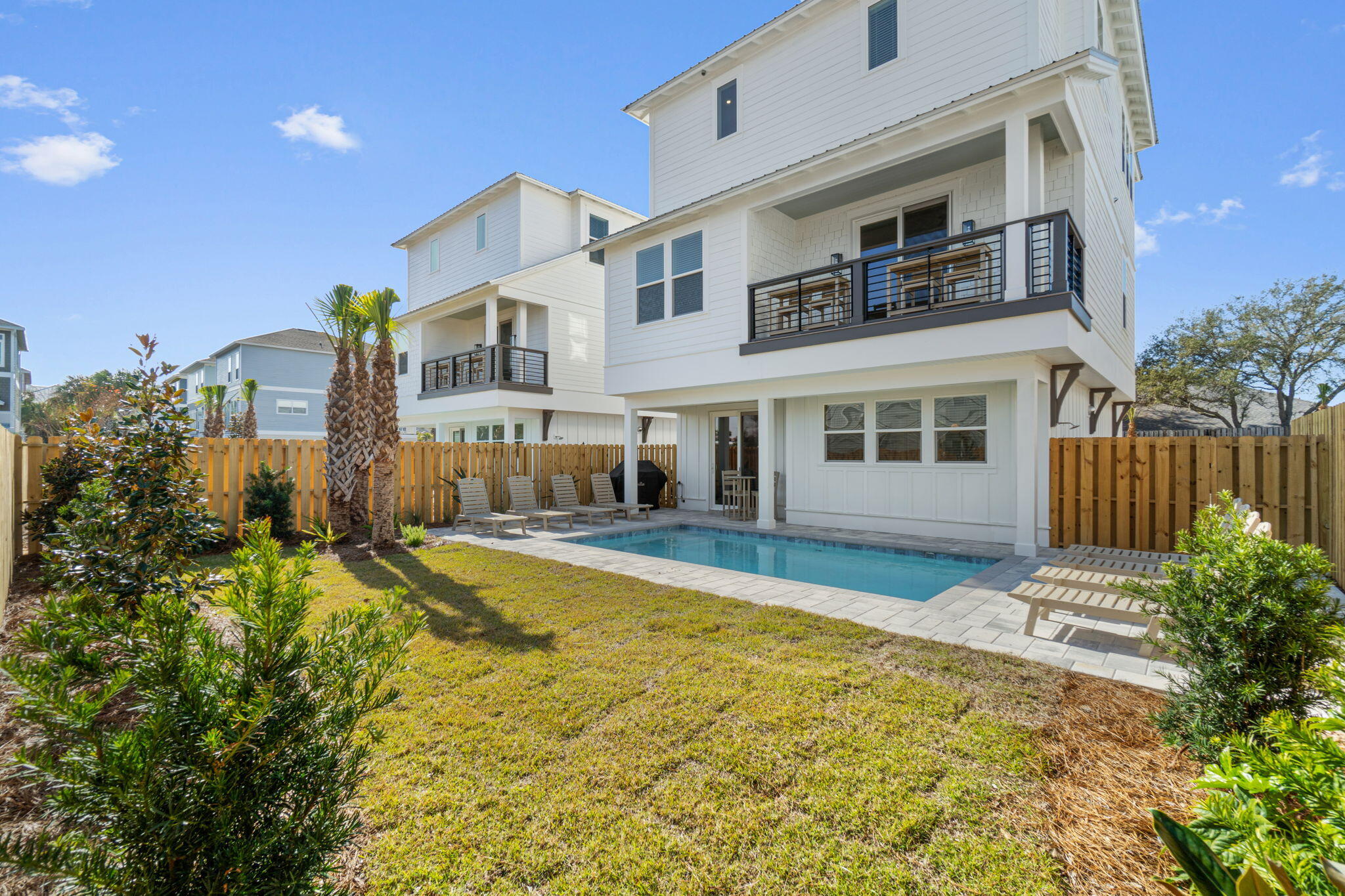 Blue Ohana - Residential