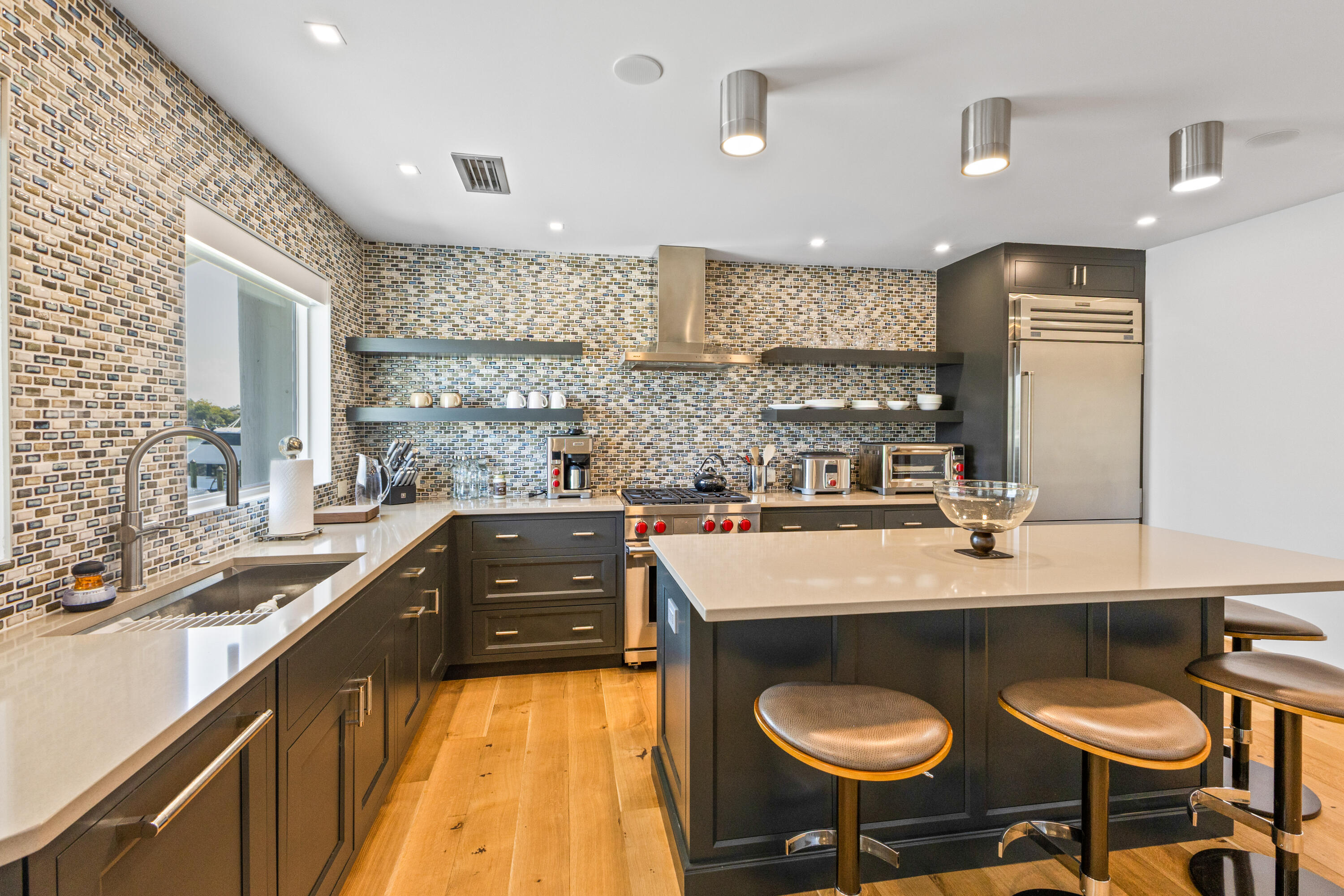 HOLIDAY ISLE - Residential