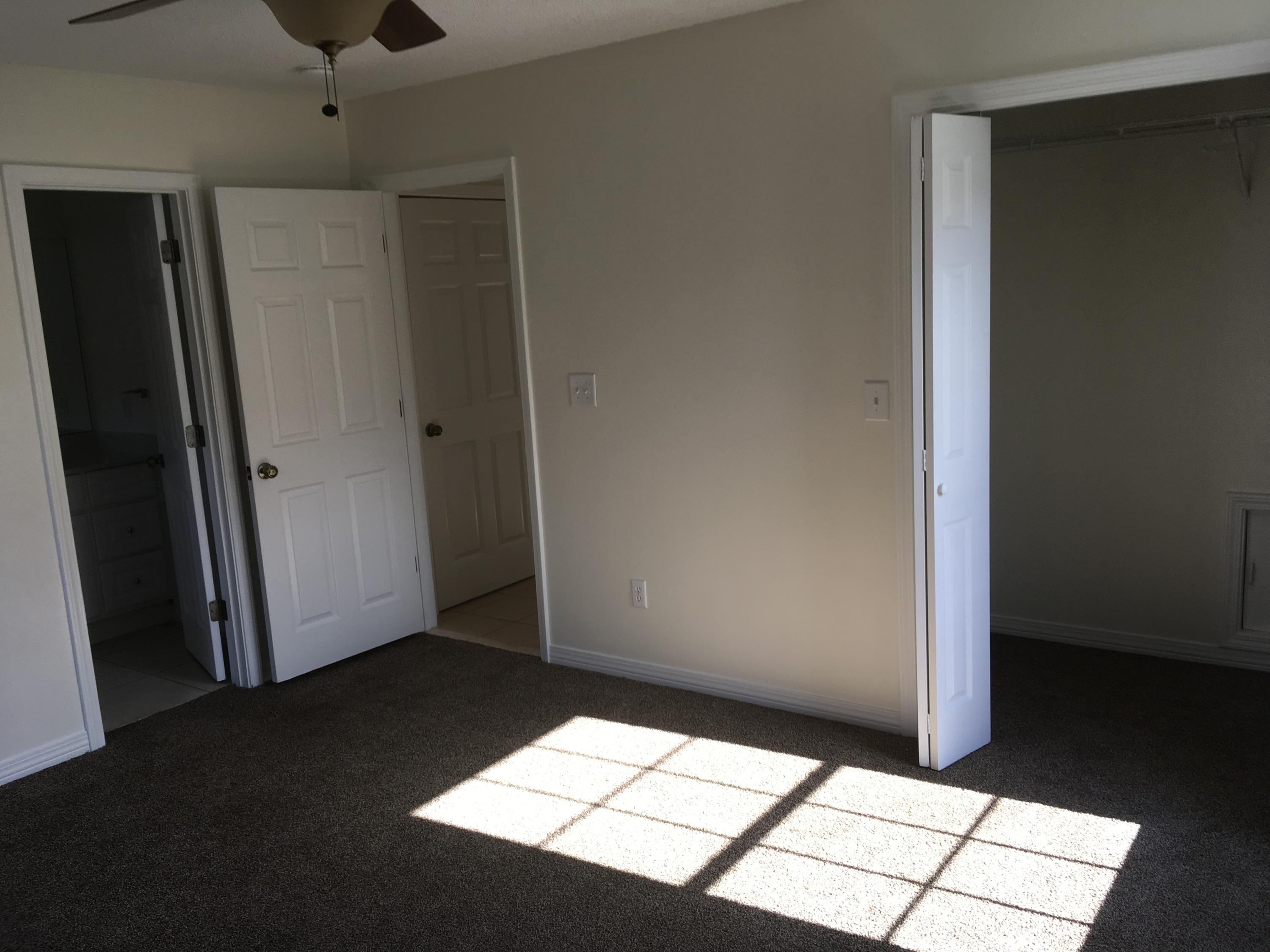 SCRANTON ESTATES - Residential