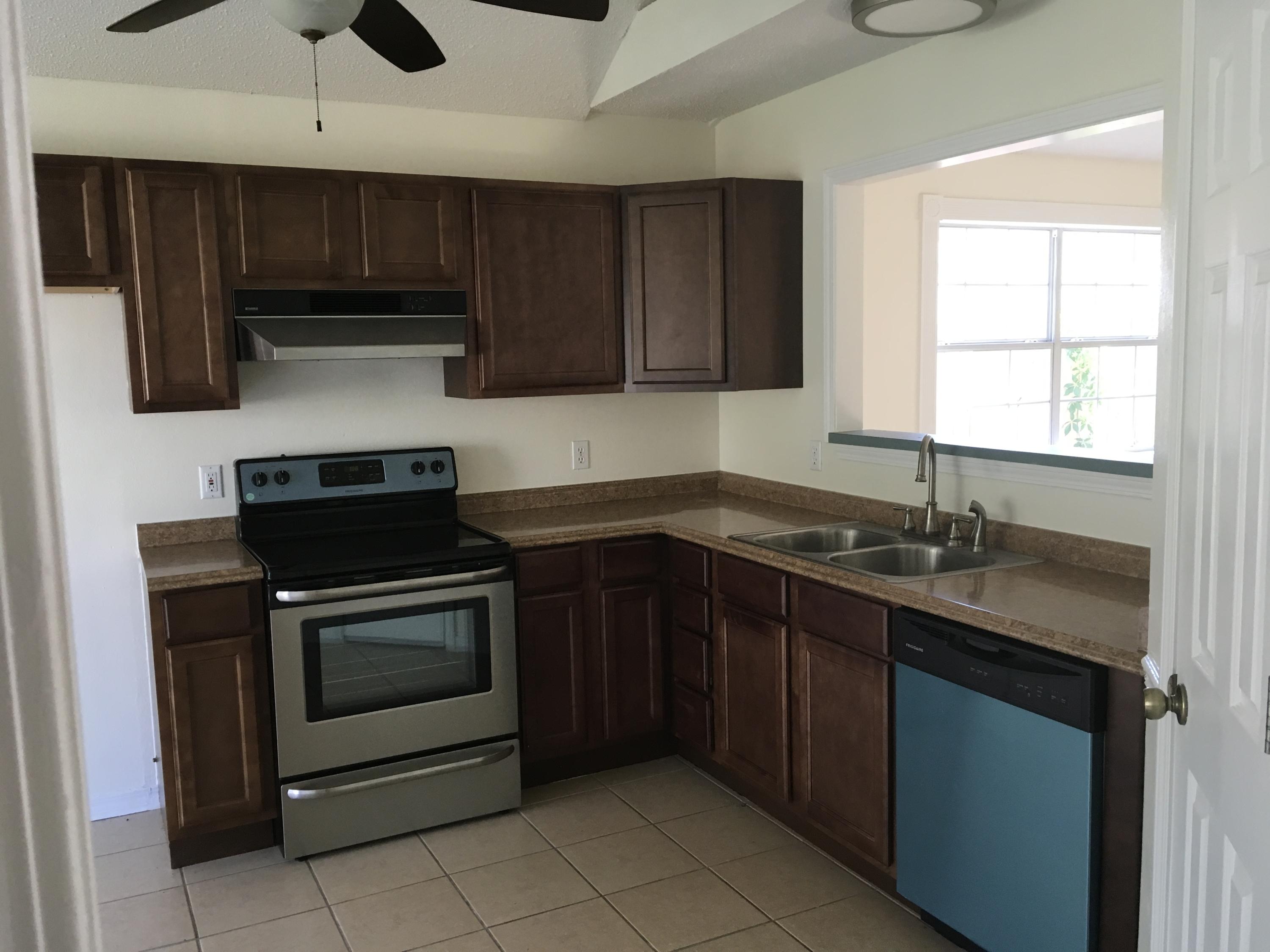 SCRANTON ESTATES - Residential