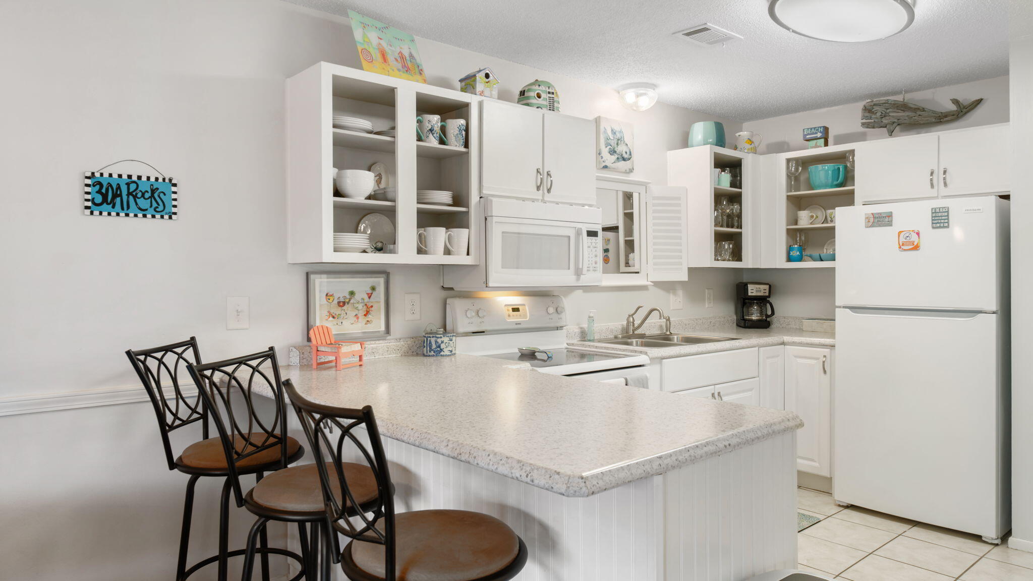 BEACHWOOD VILLAS CONDO - Residential
