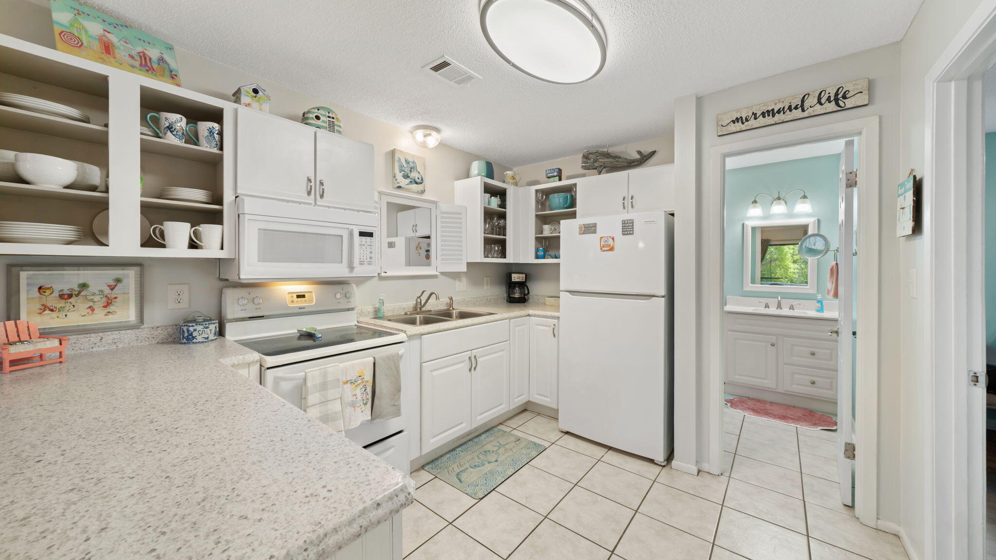 BEACHWOOD VILLAS CONDO - Residential