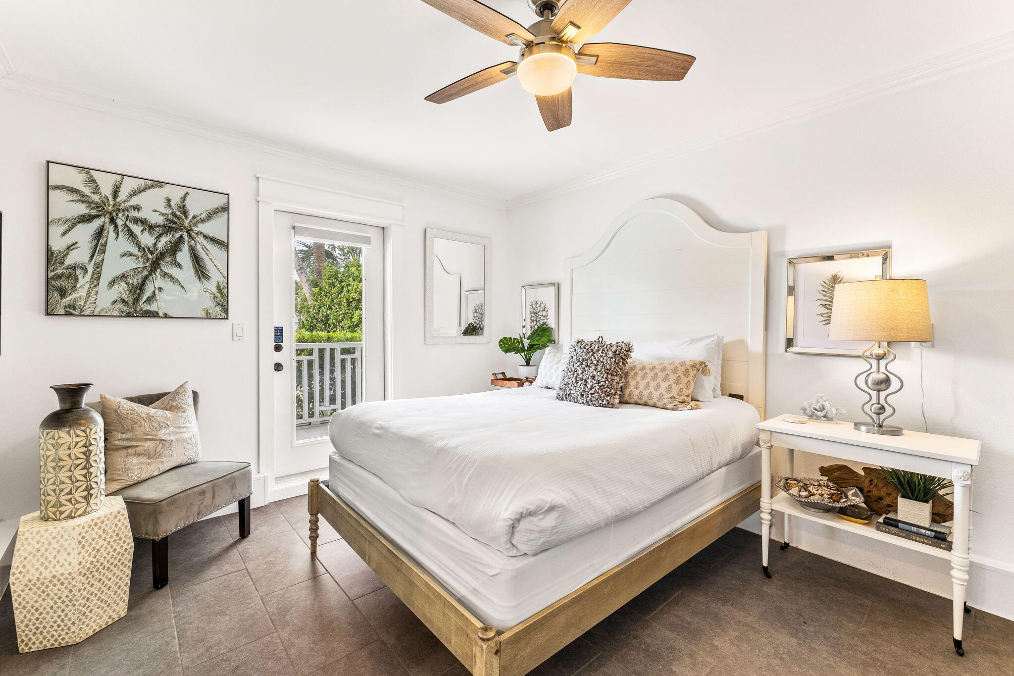 CRYSTAL SHORES - Residential