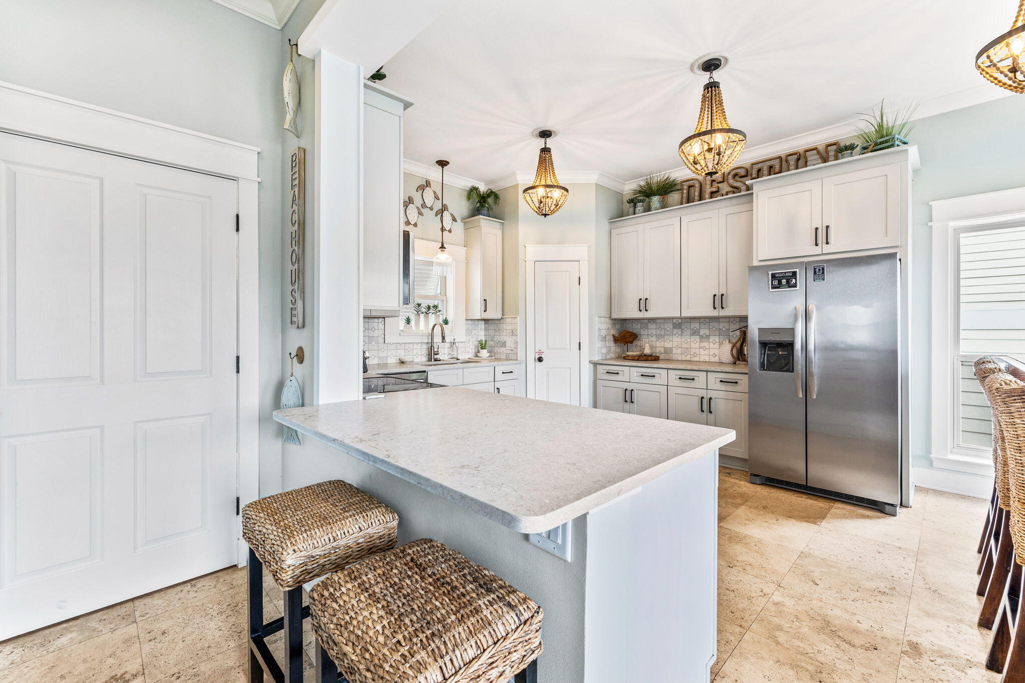 CRYSTAL SHORES - Residential