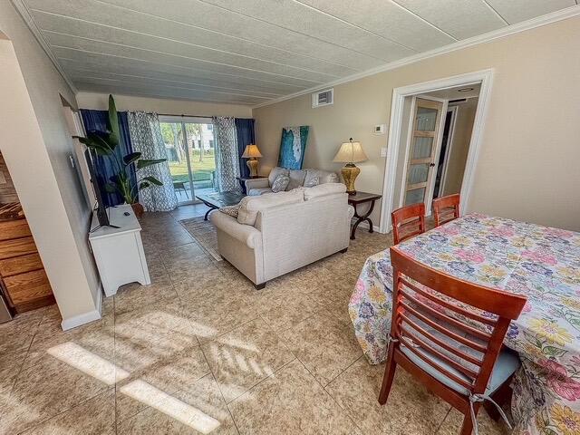 SEA PALM CONDO - Residential