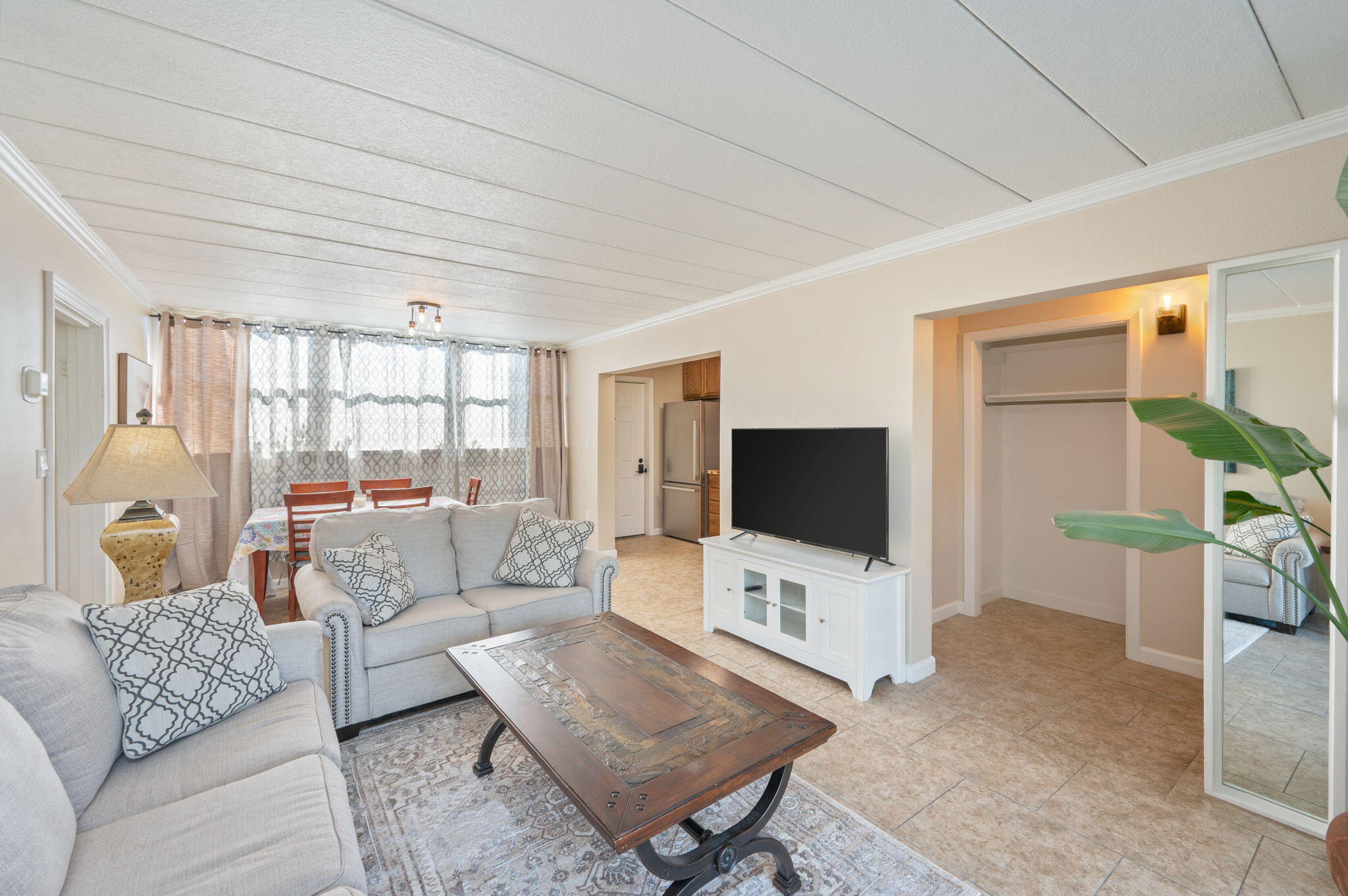 SEA PALM CONDO - Residential