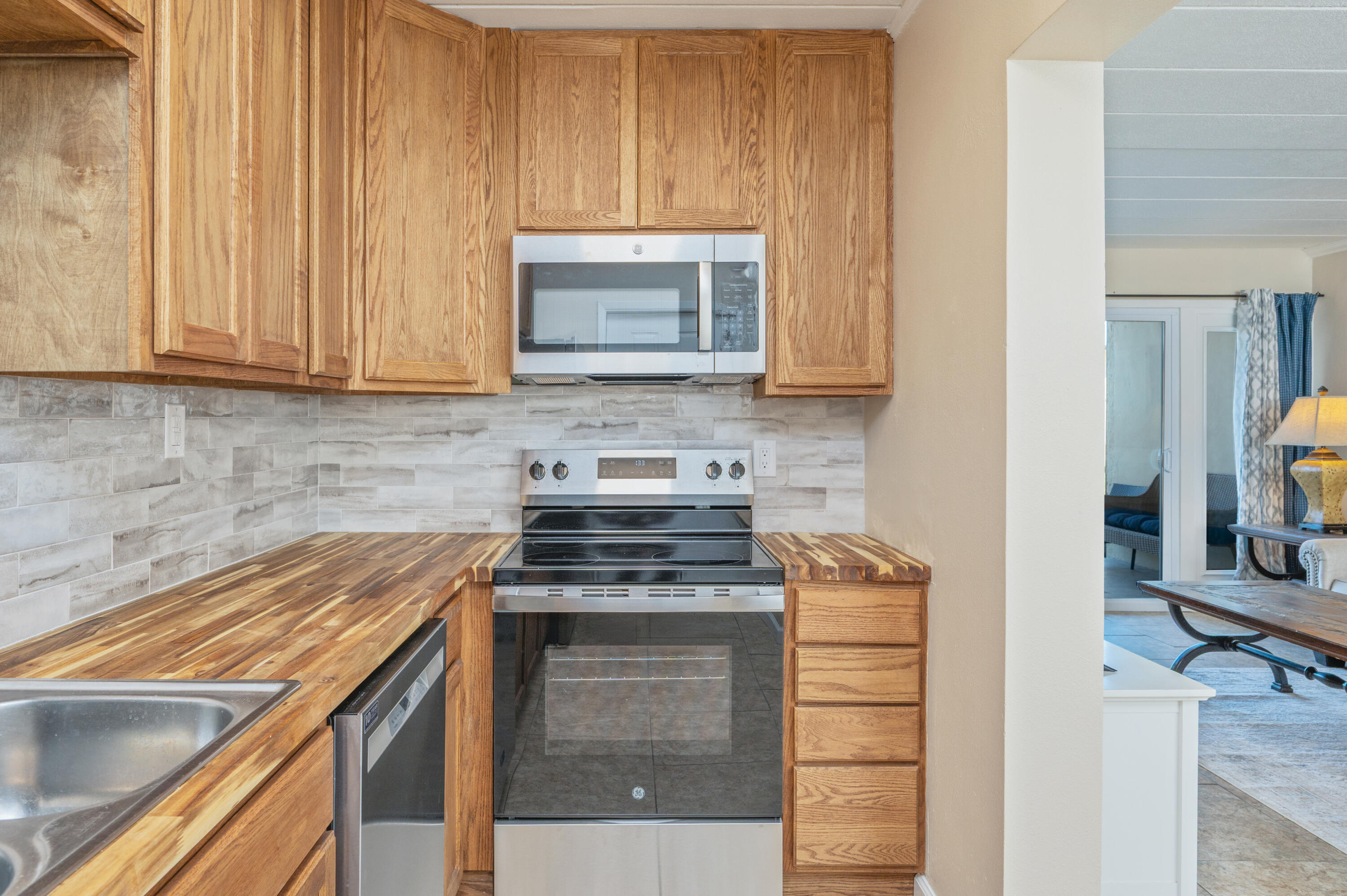 SEA PALM CONDO - Residential