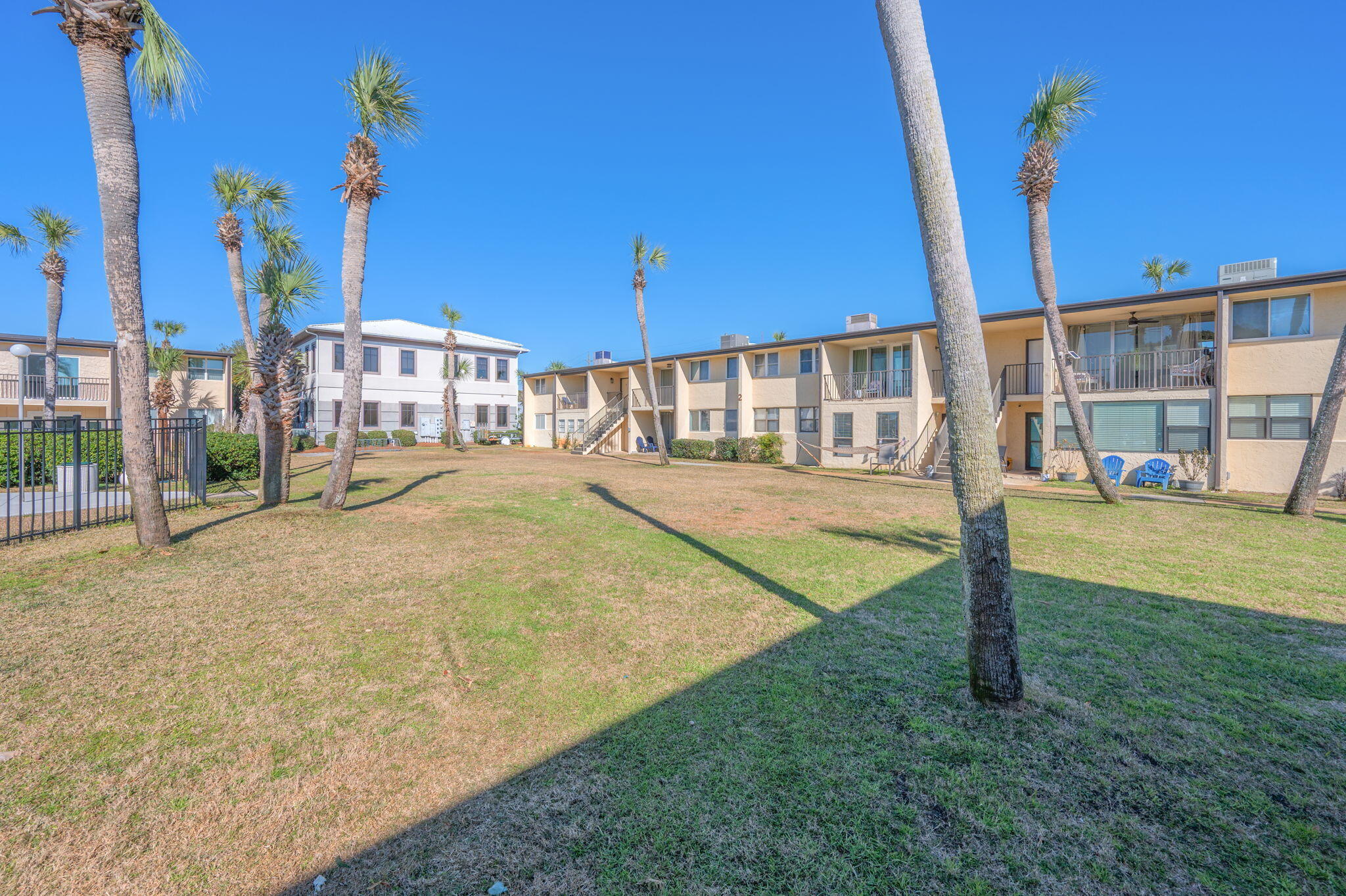 SEA PALM CONDO - Residential