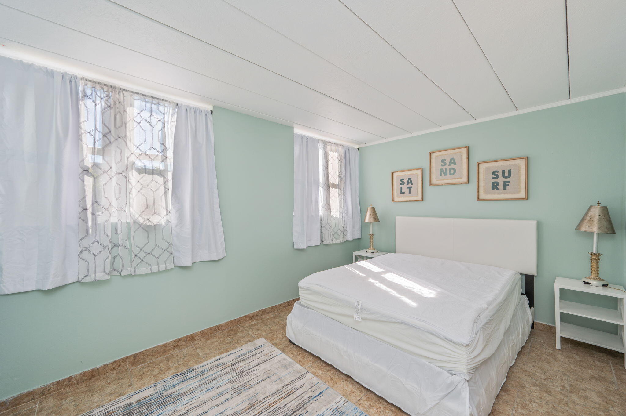 SEA PALM CONDO - Residential