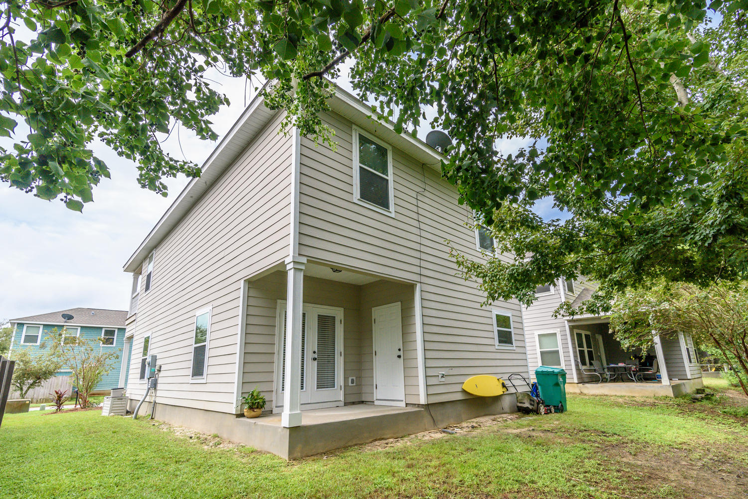 MOSAIC OAKS S/D - Residential