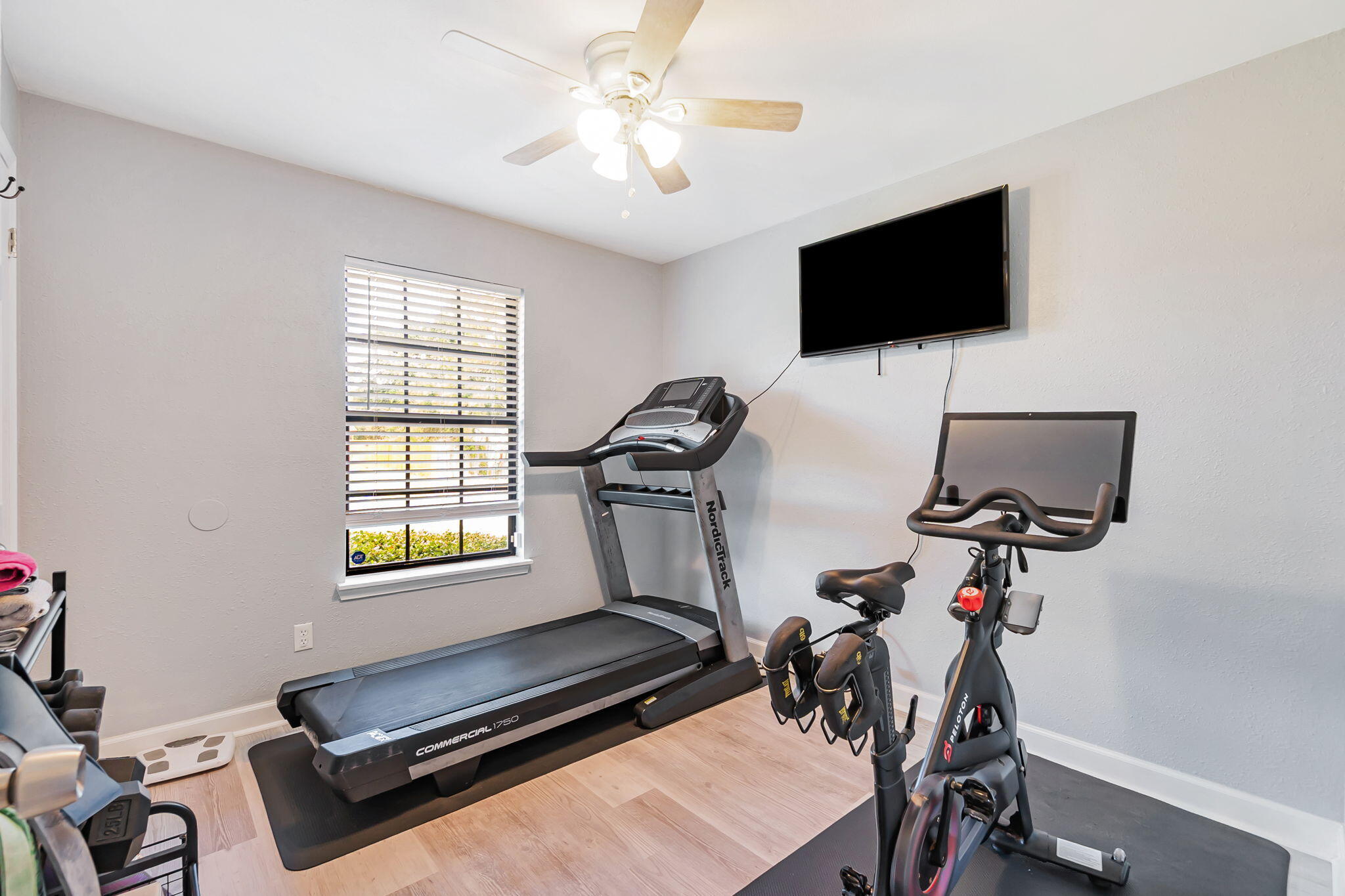 CIMARRON ESTATES - Residential