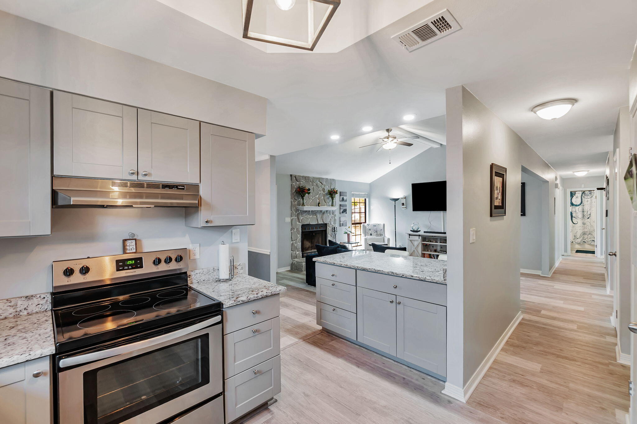 CIMARRON ESTATES - Residential