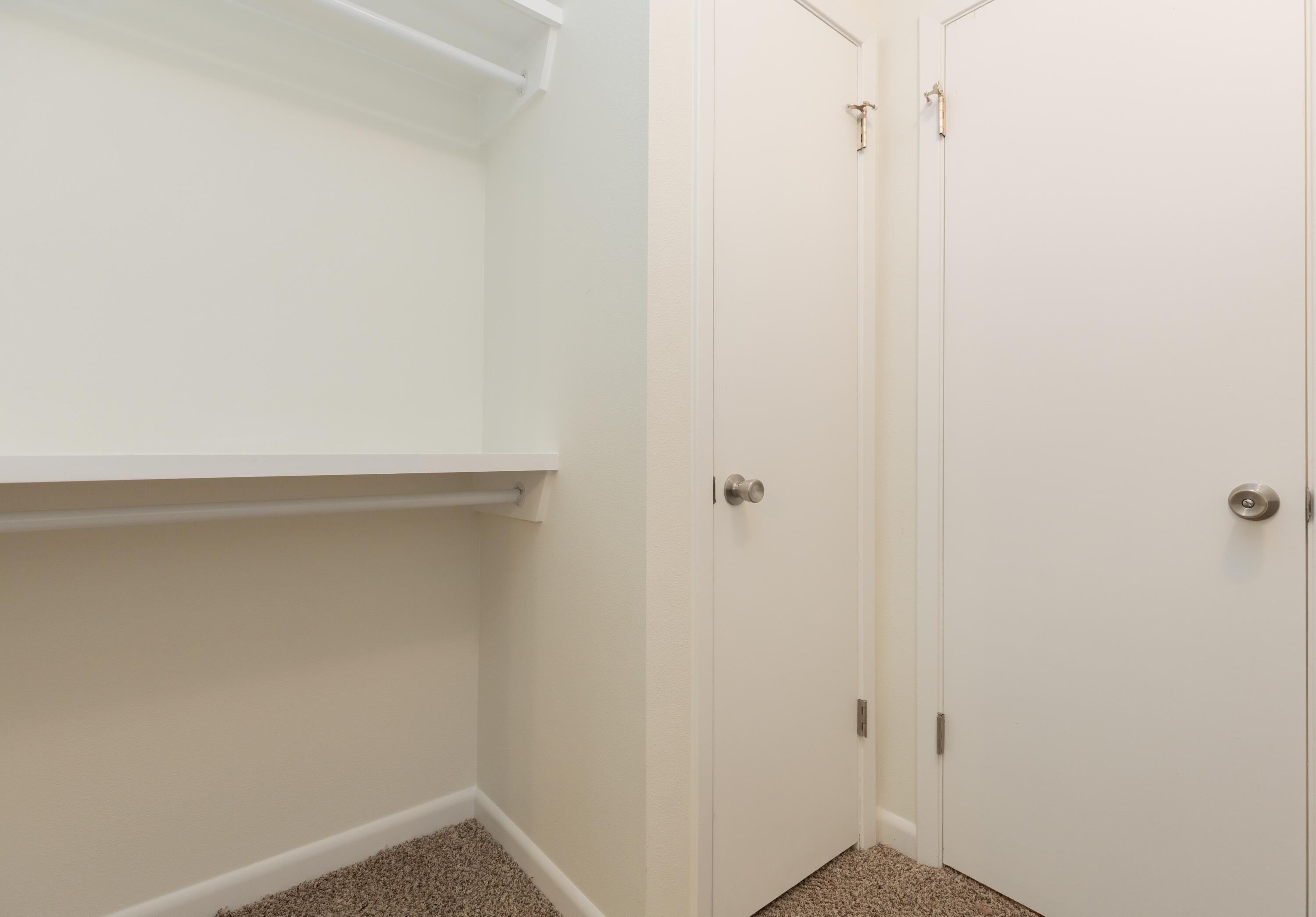 MONTAGE MANOR - Residential