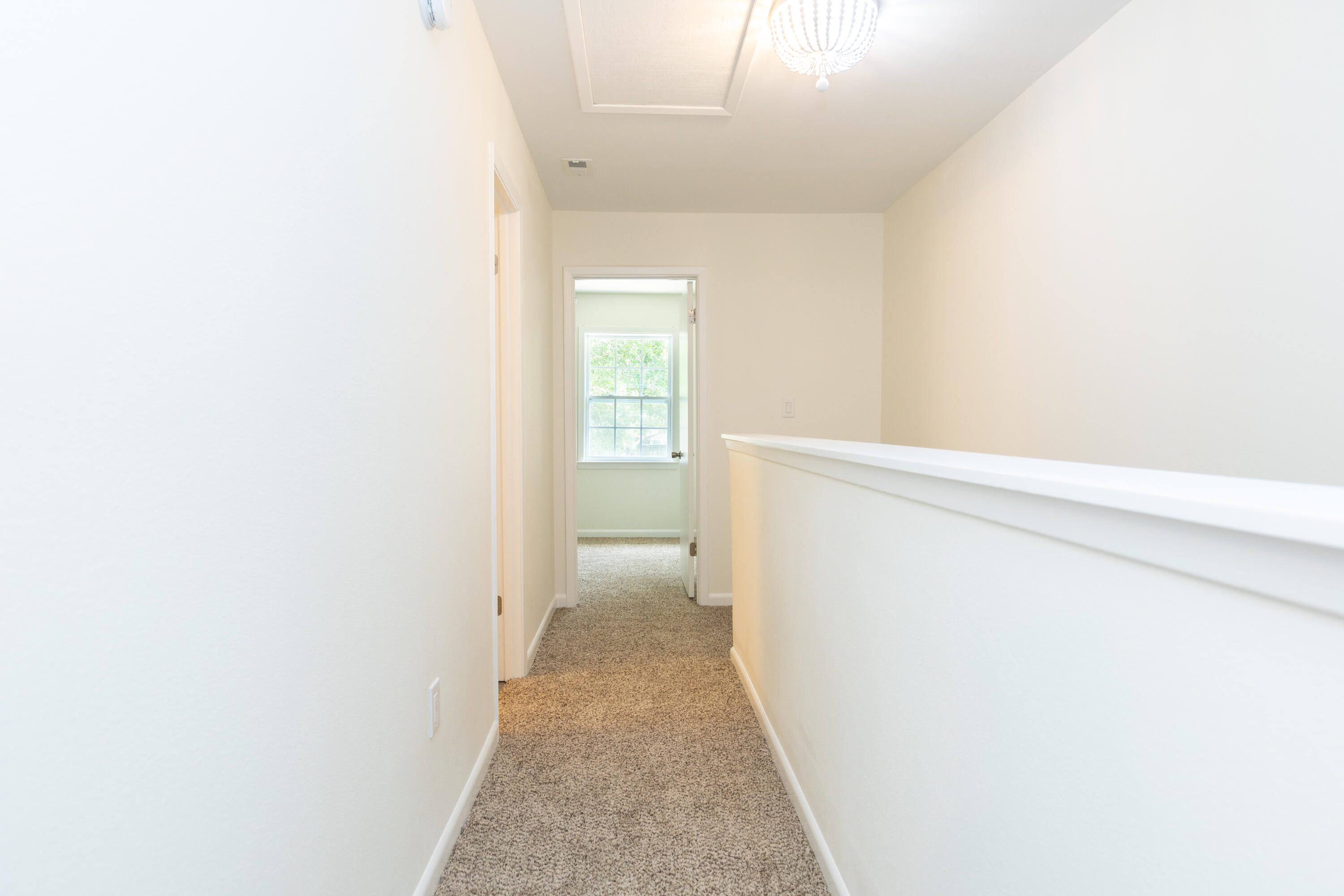 MONTAGE MANOR - Residential