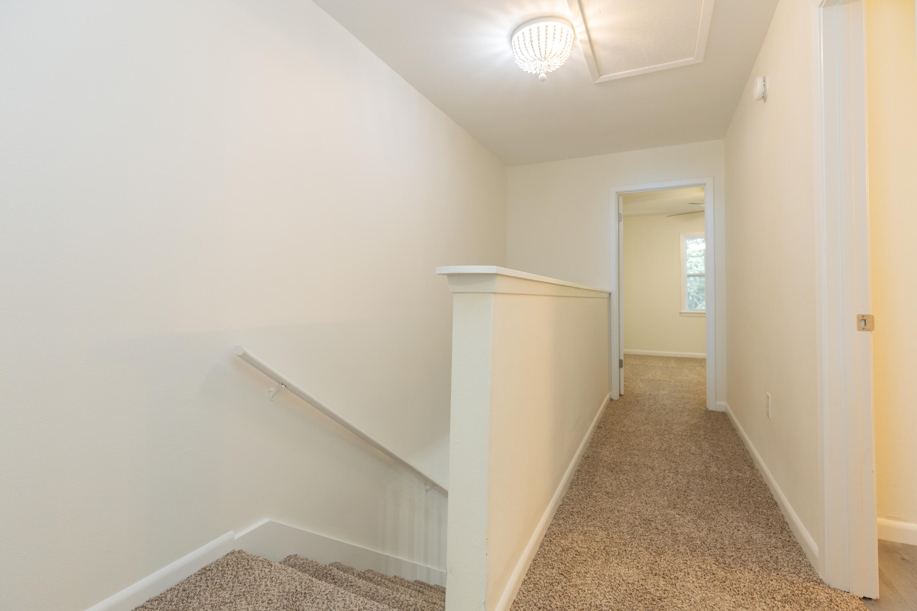 MONTAGE MANOR - Residential