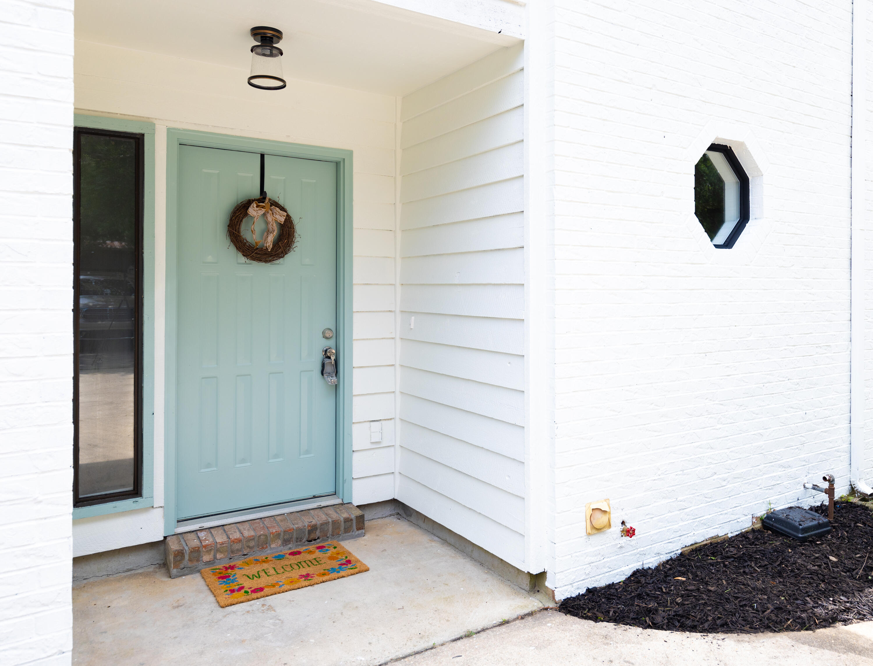 MONTAGE MANOR - Residential