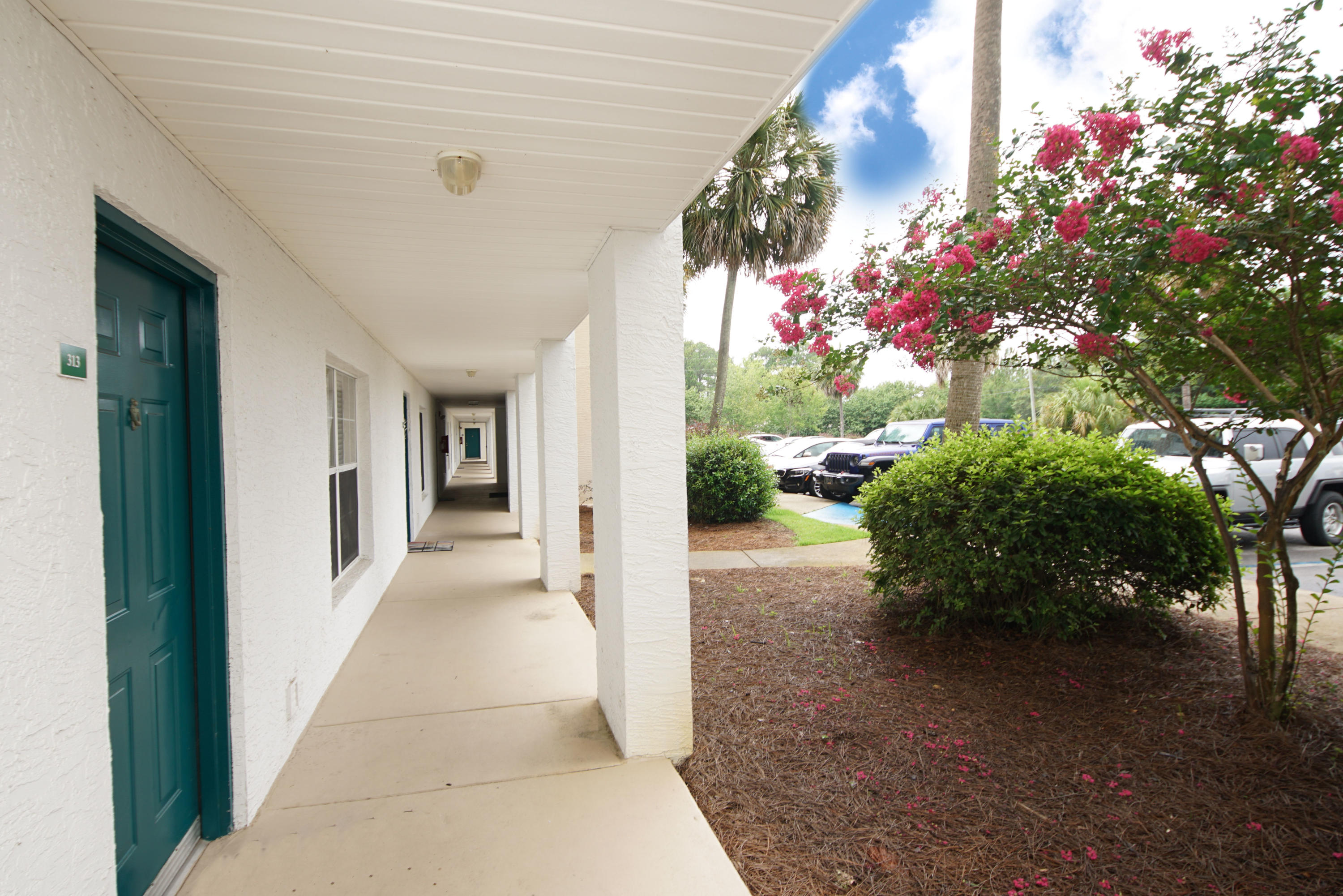 THE FLORIDA CLUB - Residential