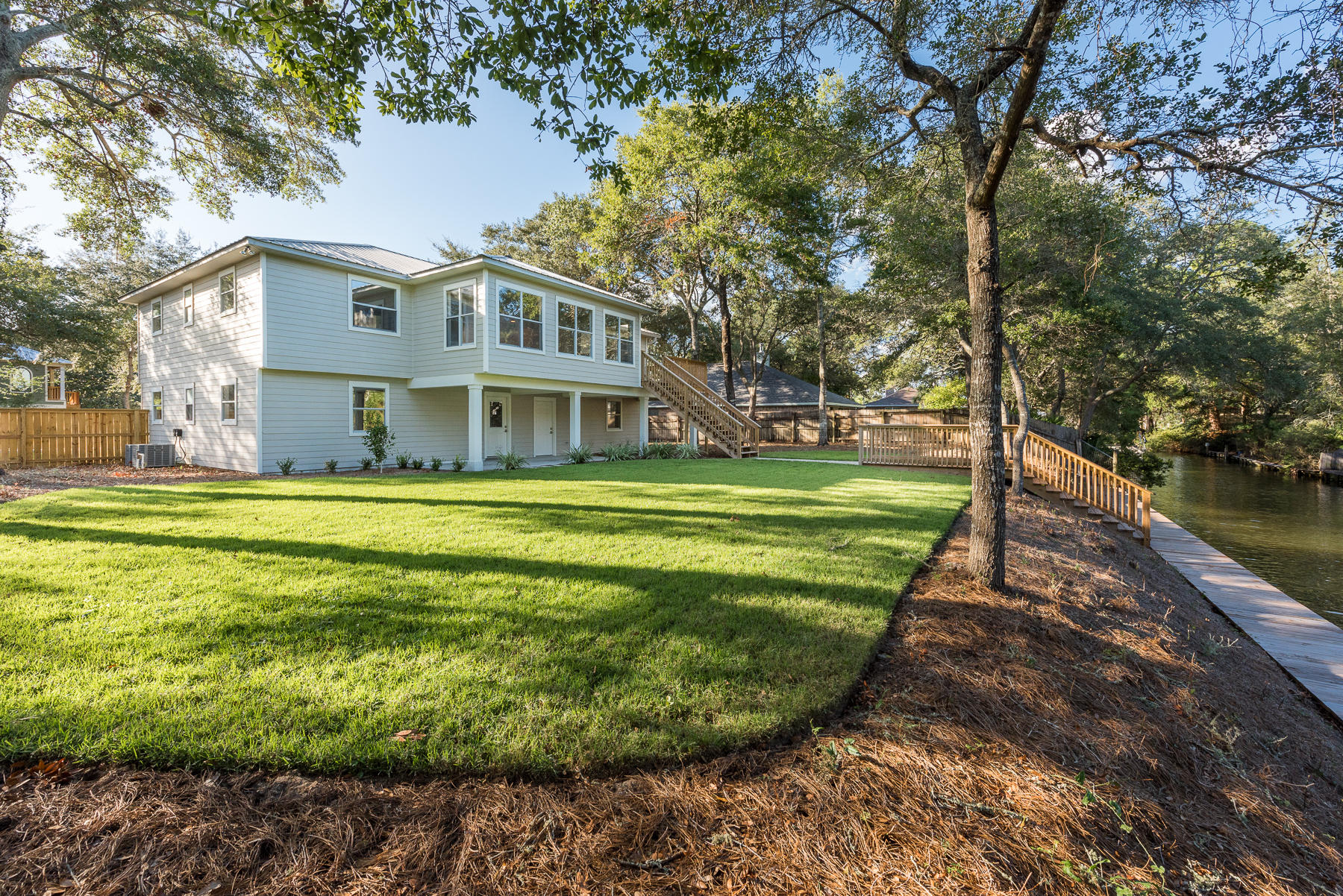 TURQUOISE BEACH 3RD ADDN - Residential