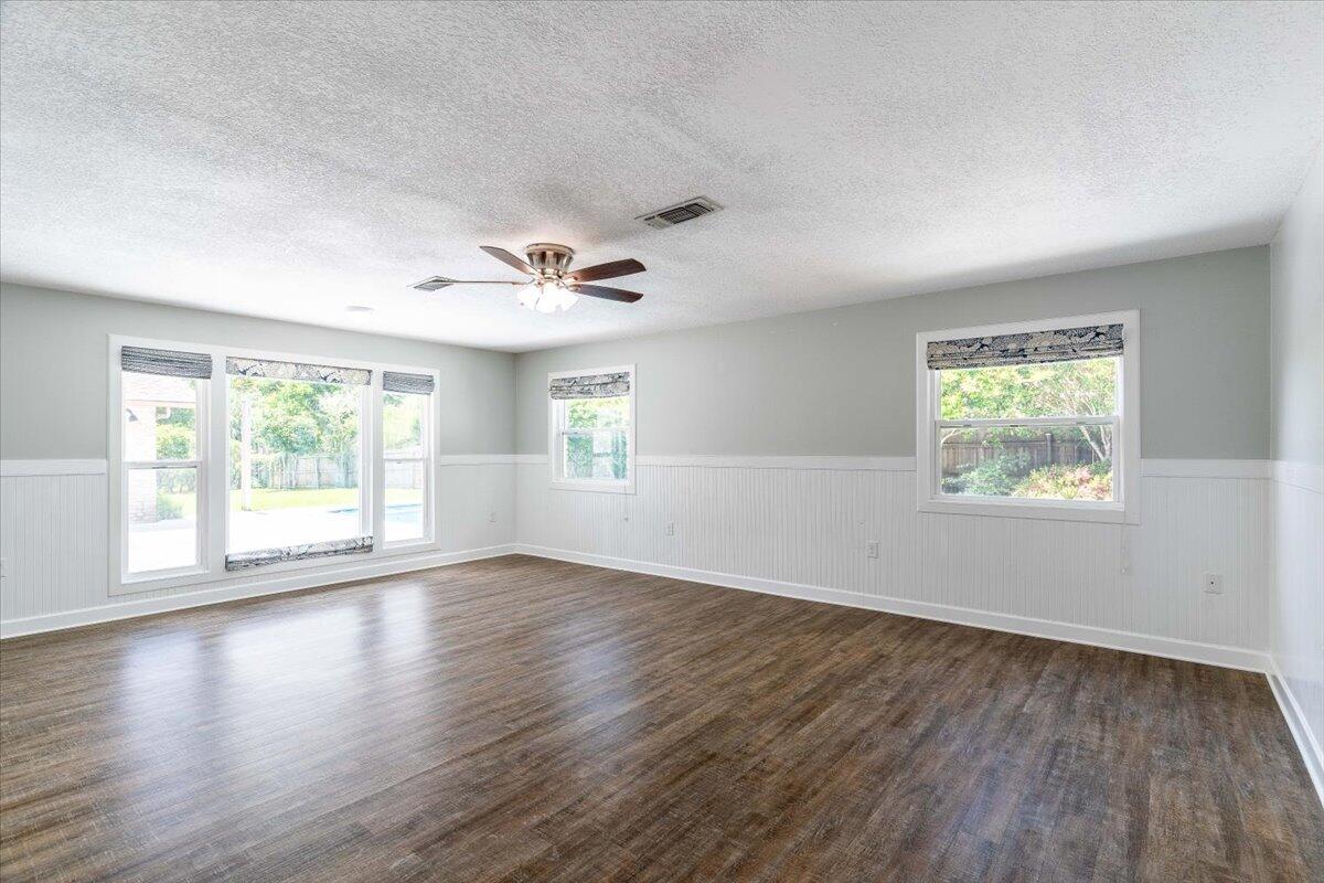 KENWOOD S/D 3RD ADDN - Residential Lease