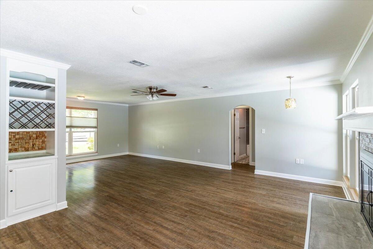 KENWOOD S/D 3RD ADDN - Residential Lease