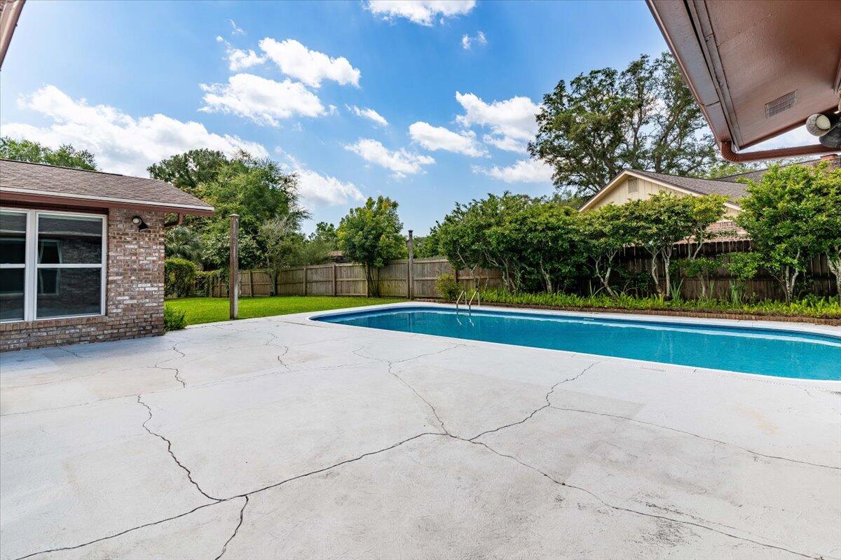 KENWOOD S/D 3RD ADDN - Residential Lease