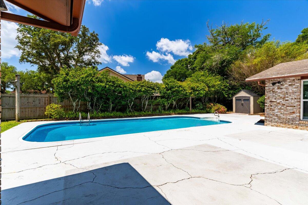 KENWOOD S/D 3RD ADDN - Residential Lease