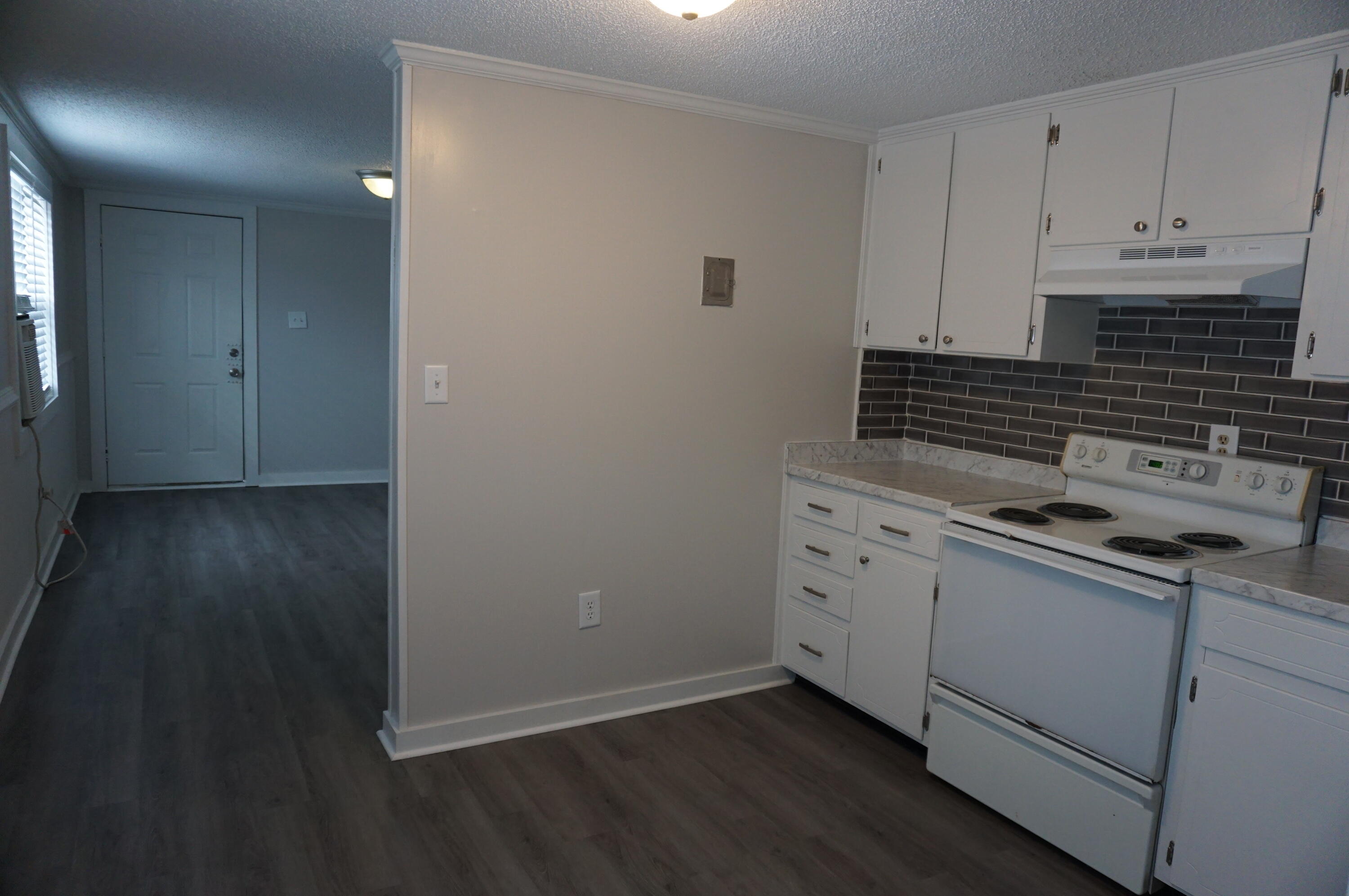 Parkway Apartments - Residential Lease