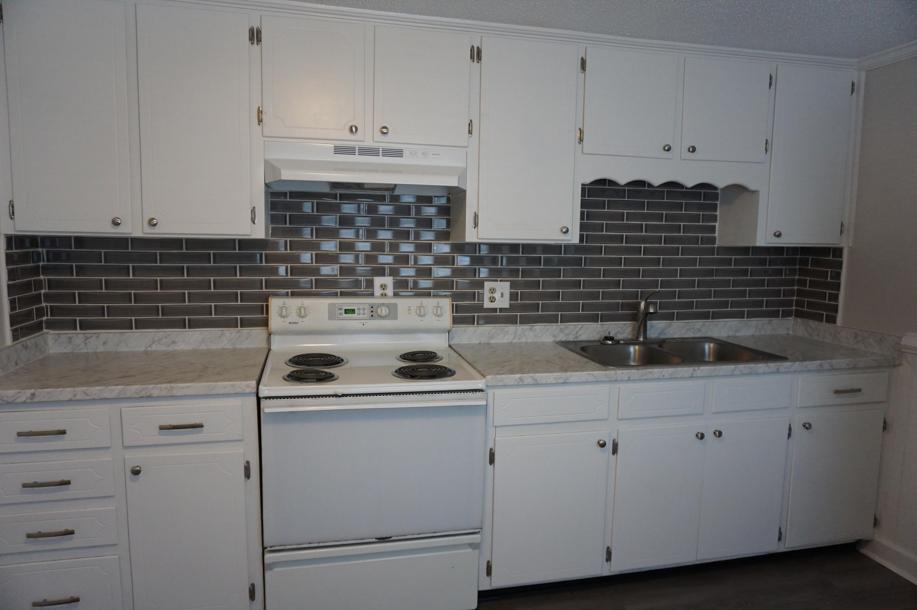 Parkway Apartments - Residential Lease