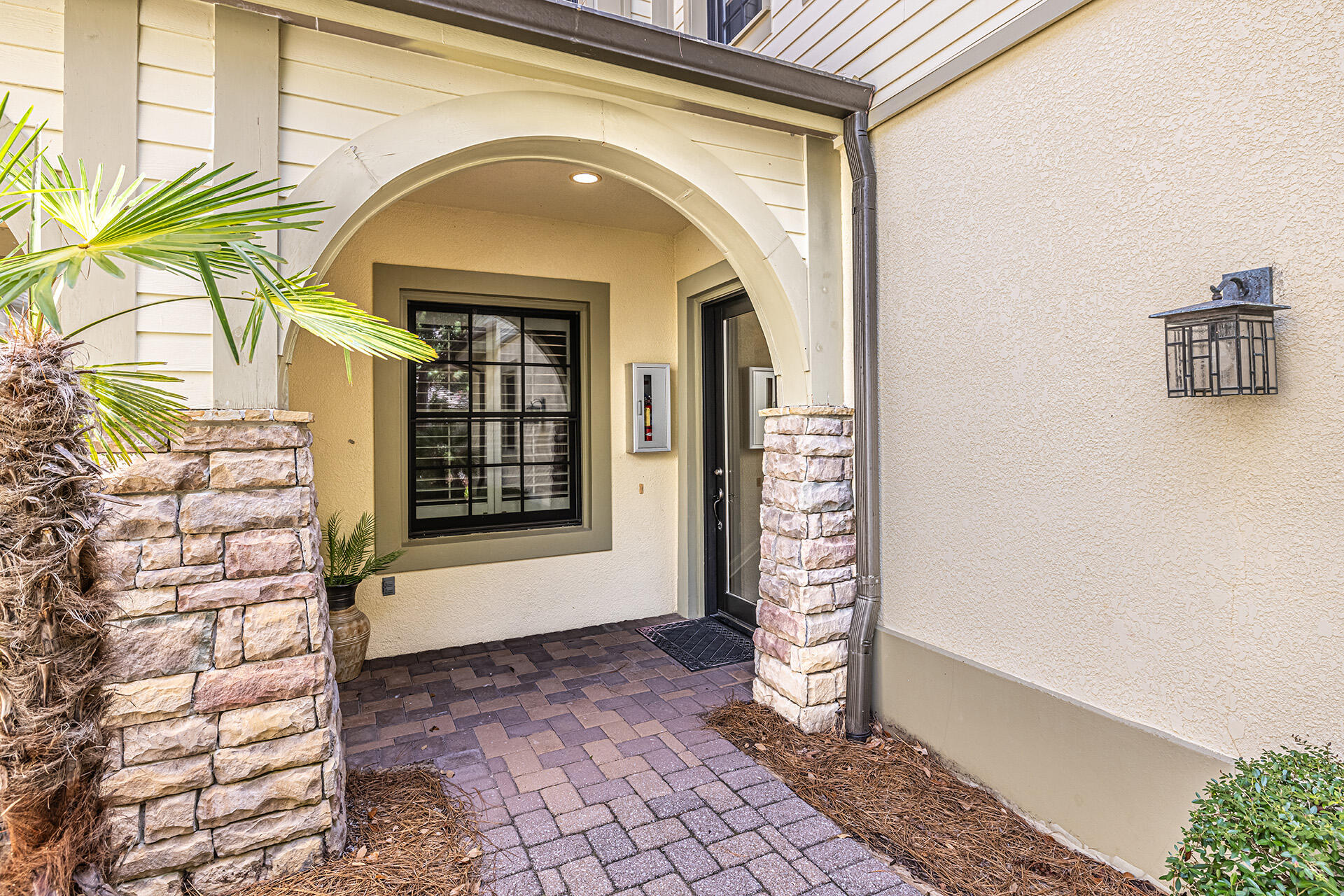 WILD HERON - CLUBSIDE II - Residential