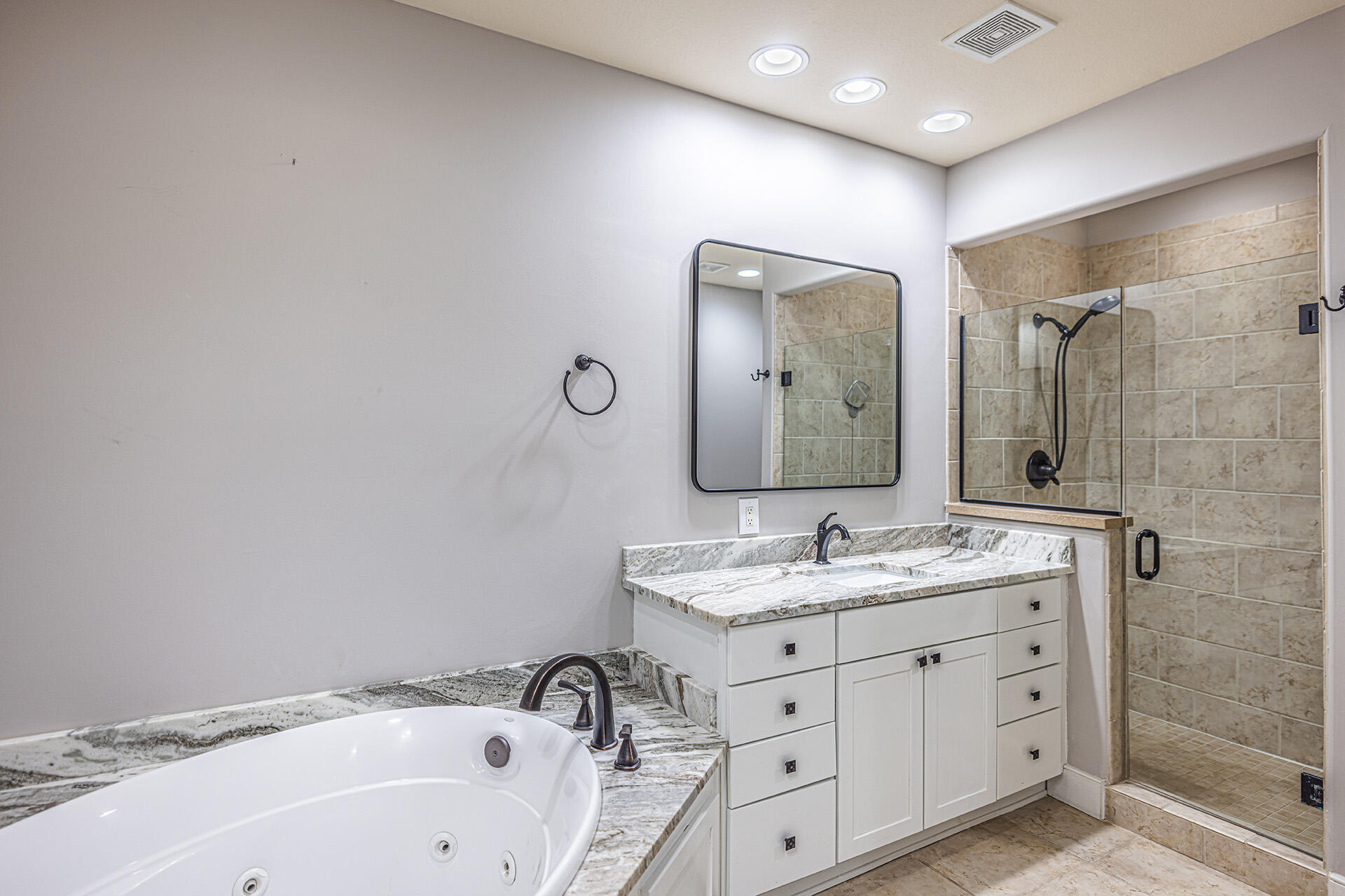 WILD HERON - CLUBSIDE II - Residential