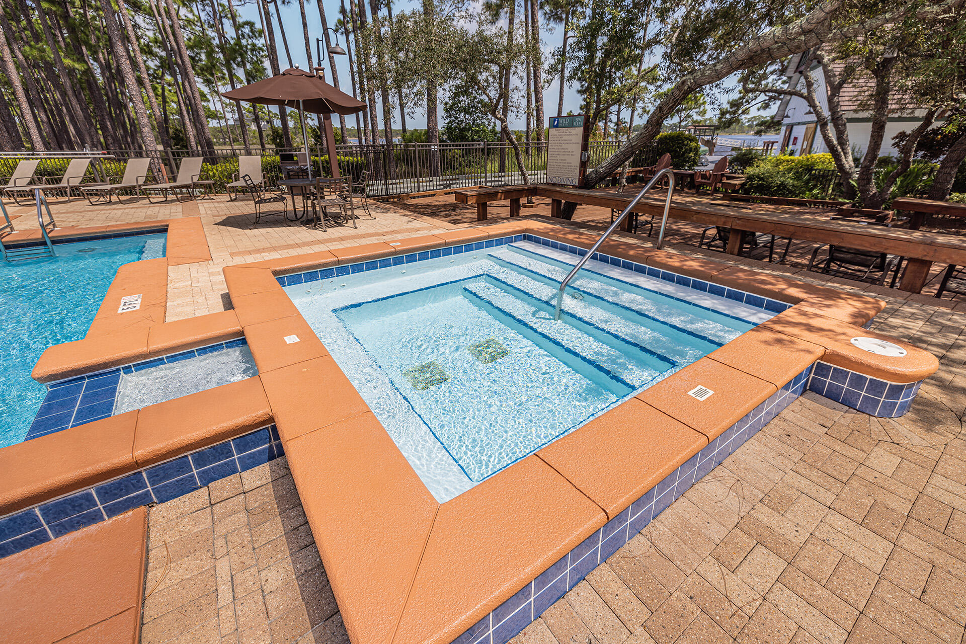 WILD HERON - CLUBSIDE II - Residential