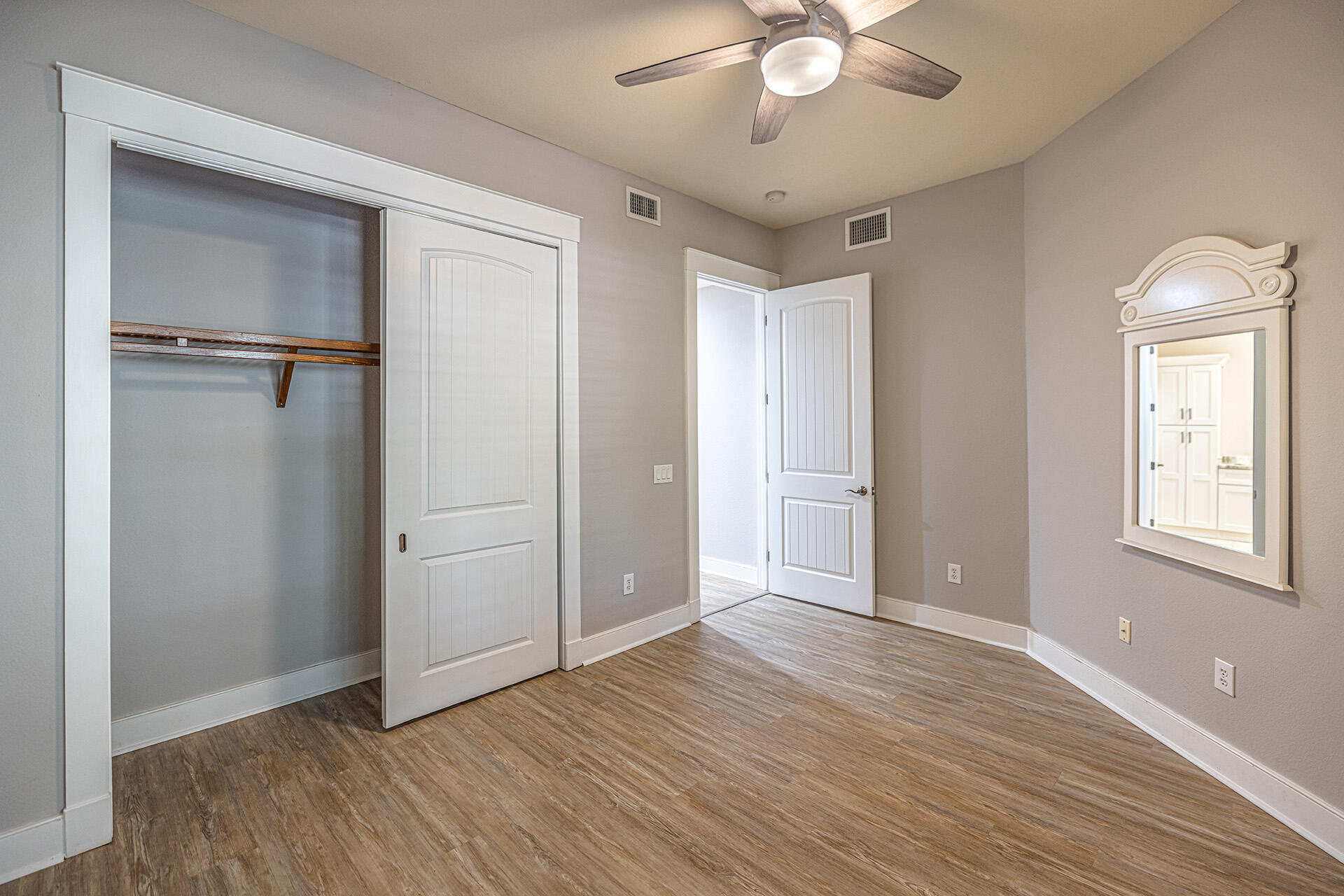 WILD HERON - CLUBSIDE II - Residential