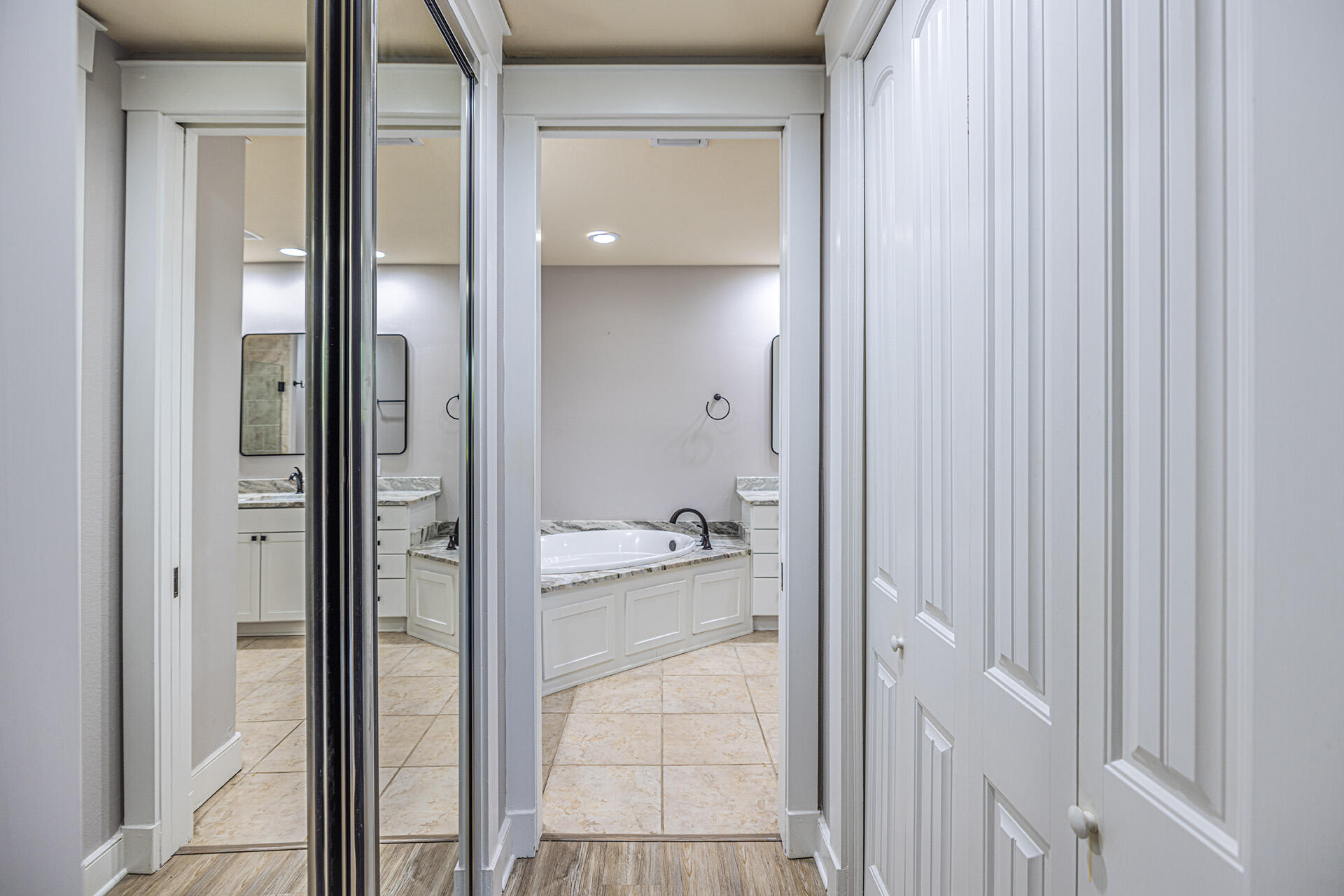 WILD HERON - CLUBSIDE II - Residential