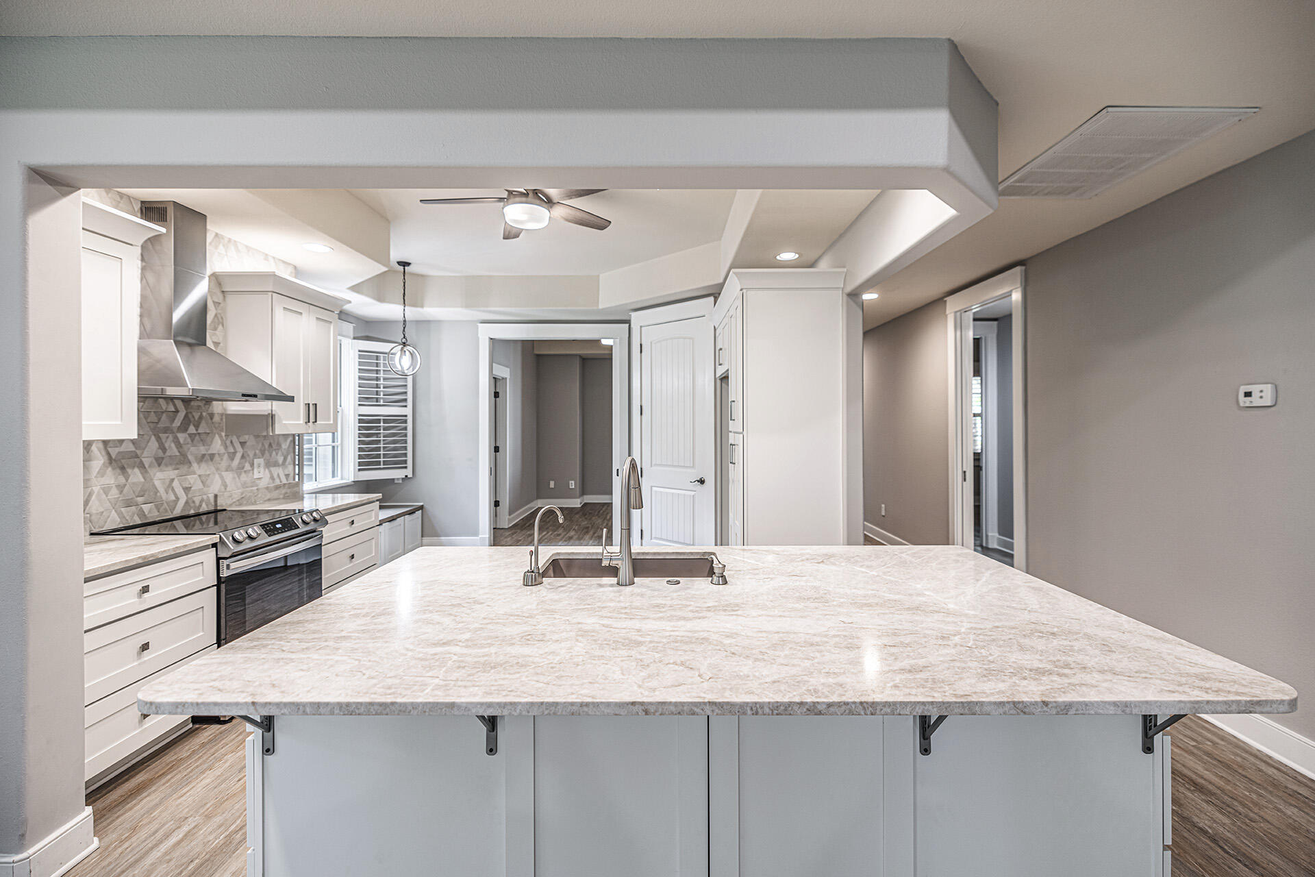 WILD HERON - CLUBSIDE II - Residential