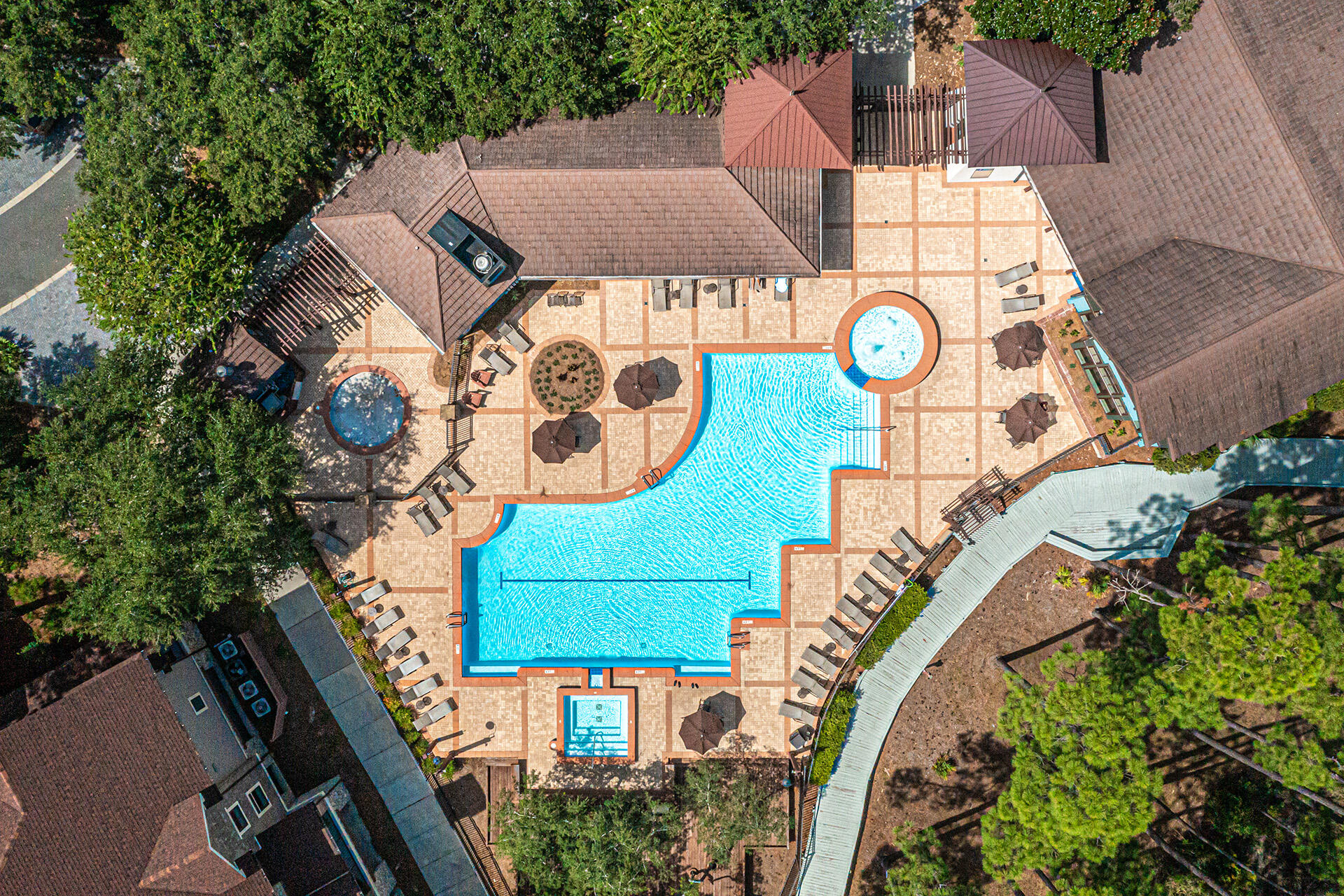 WILD HERON - CLUBSIDE II - Residential