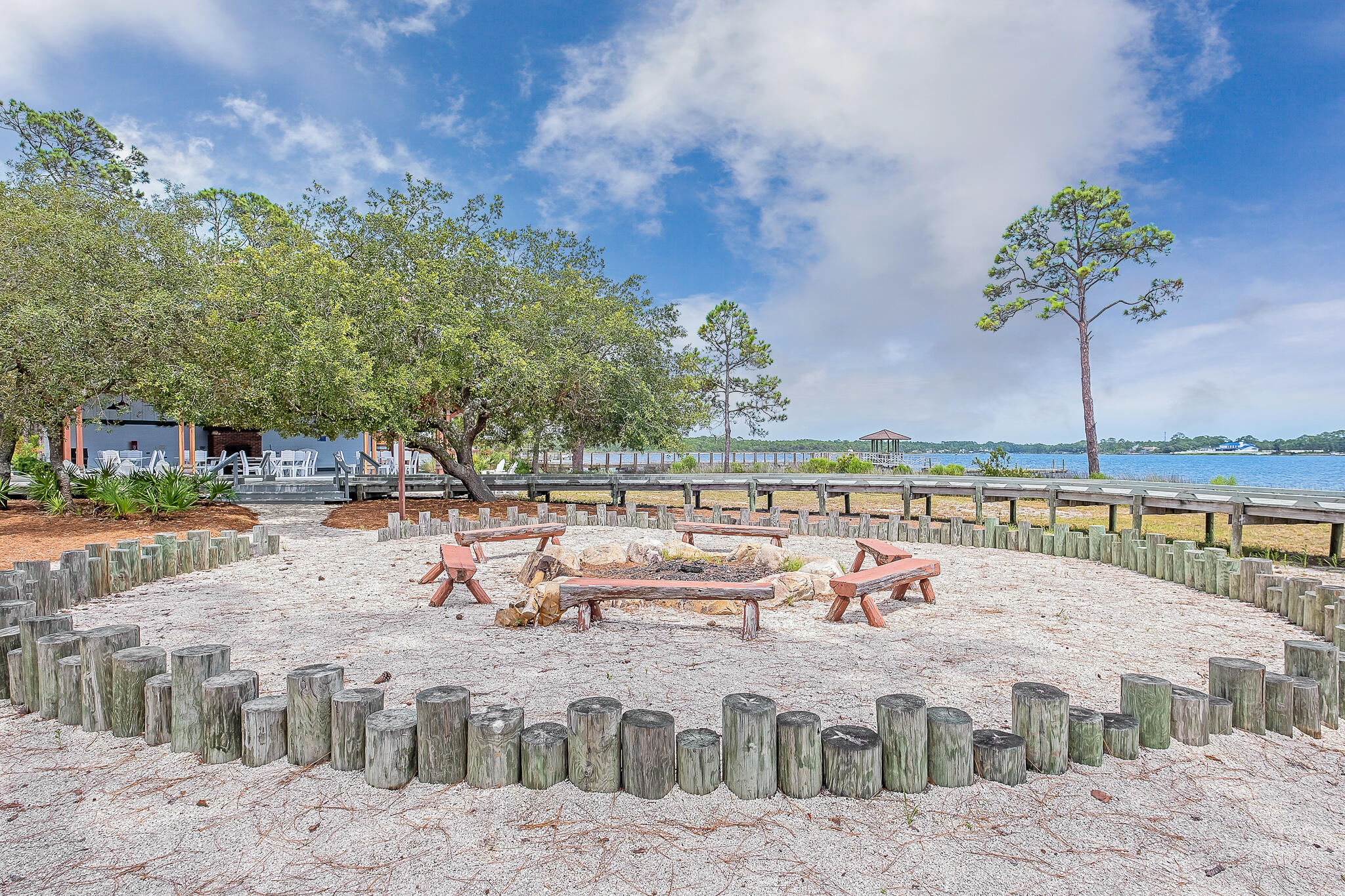 WILD HERON - CLUBSIDE II - Residential