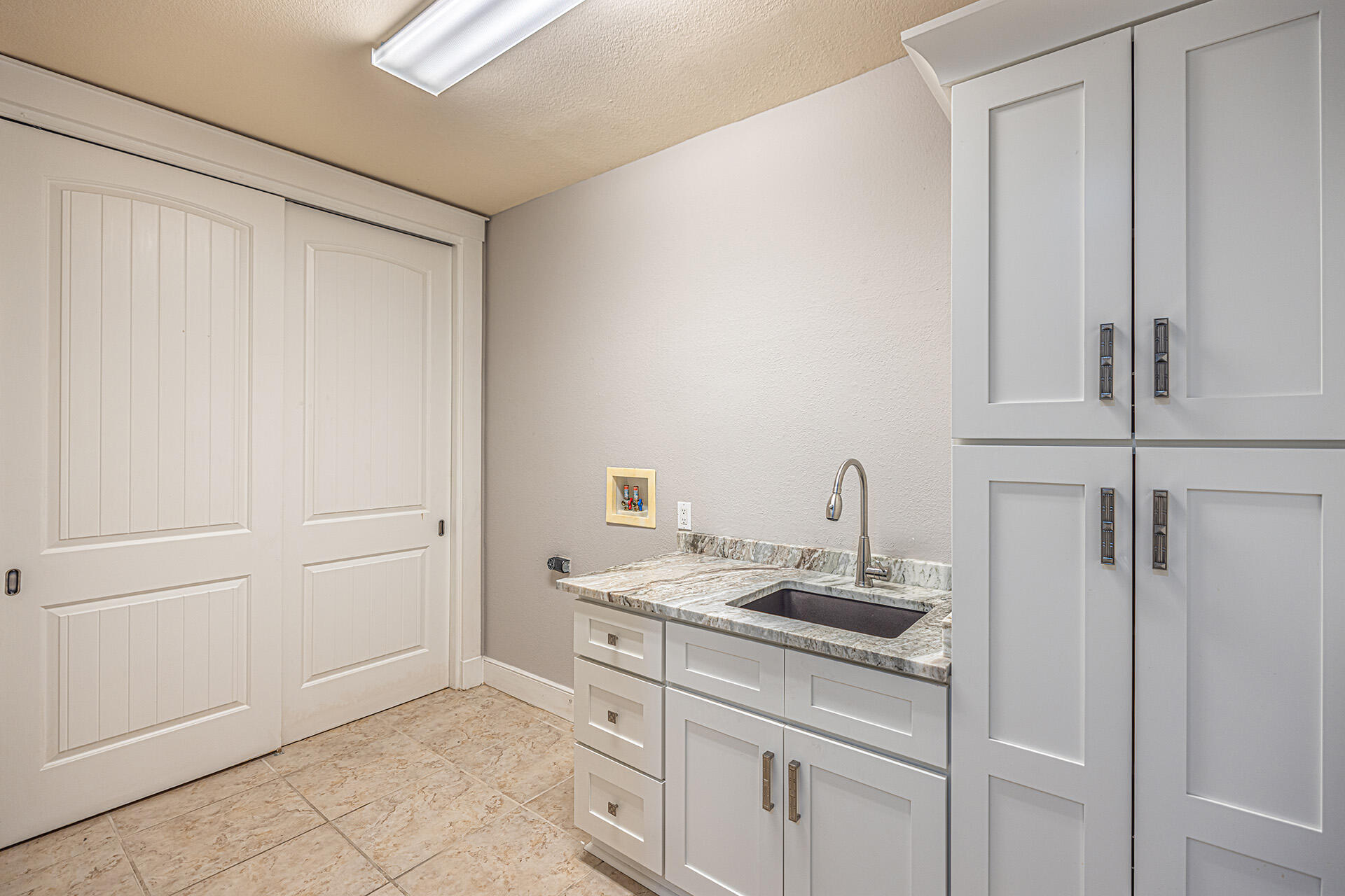 WILD HERON - CLUBSIDE II - Residential