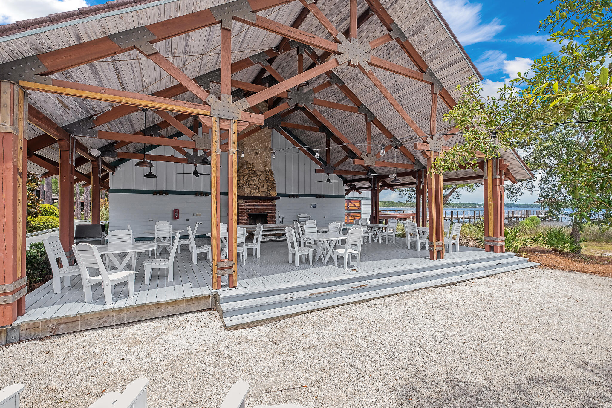 WILD HERON - CLUBSIDE II - Residential