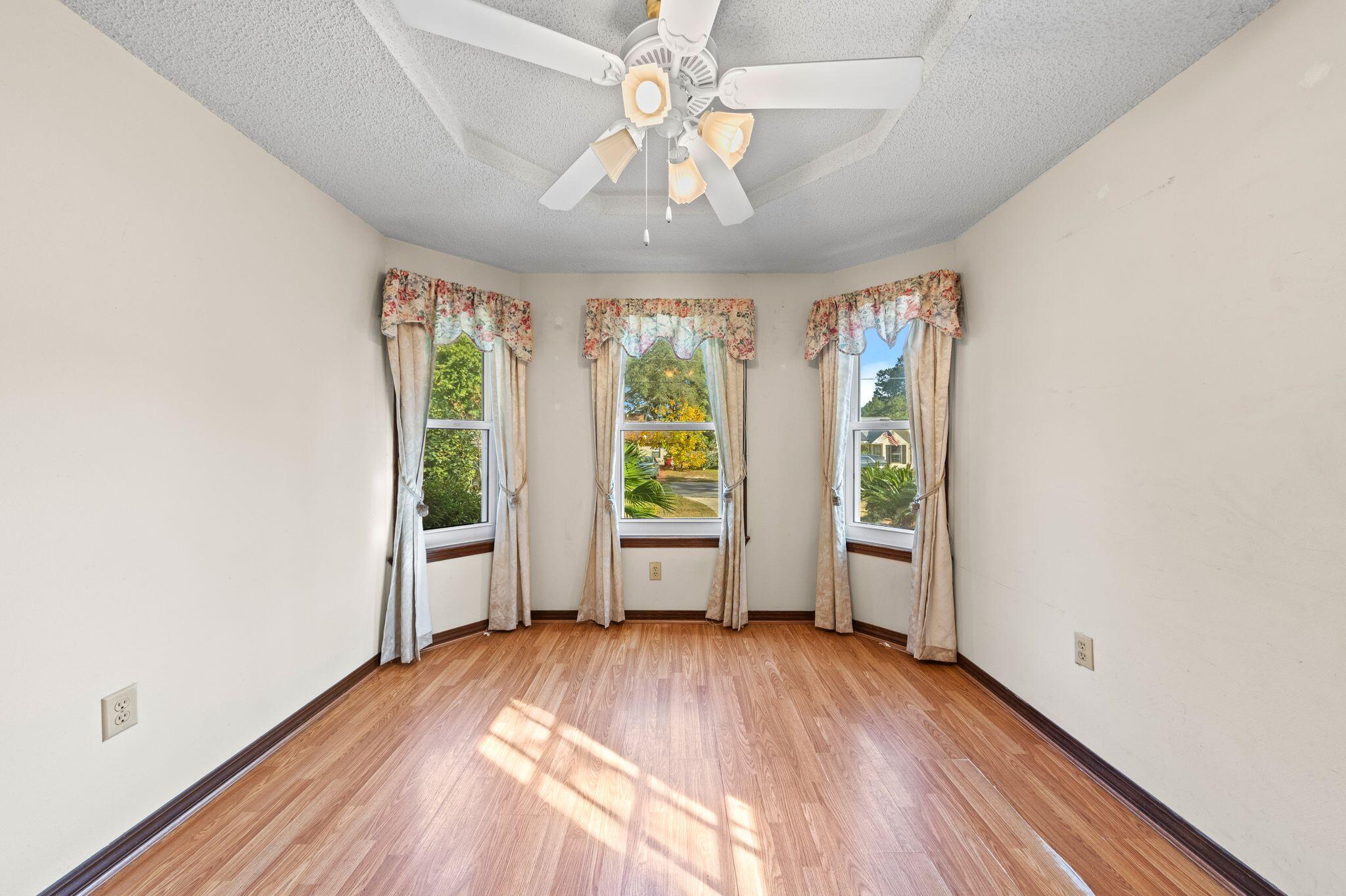 SHOAL TERRACE ESTATES - Residential