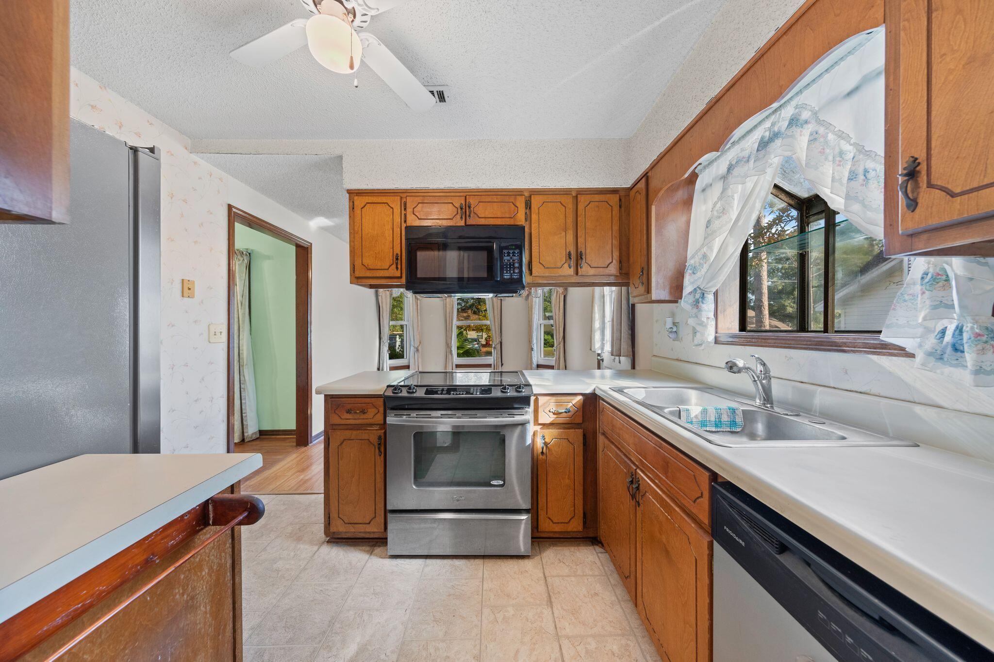 SHOAL TERRACE ESTATES - Residential