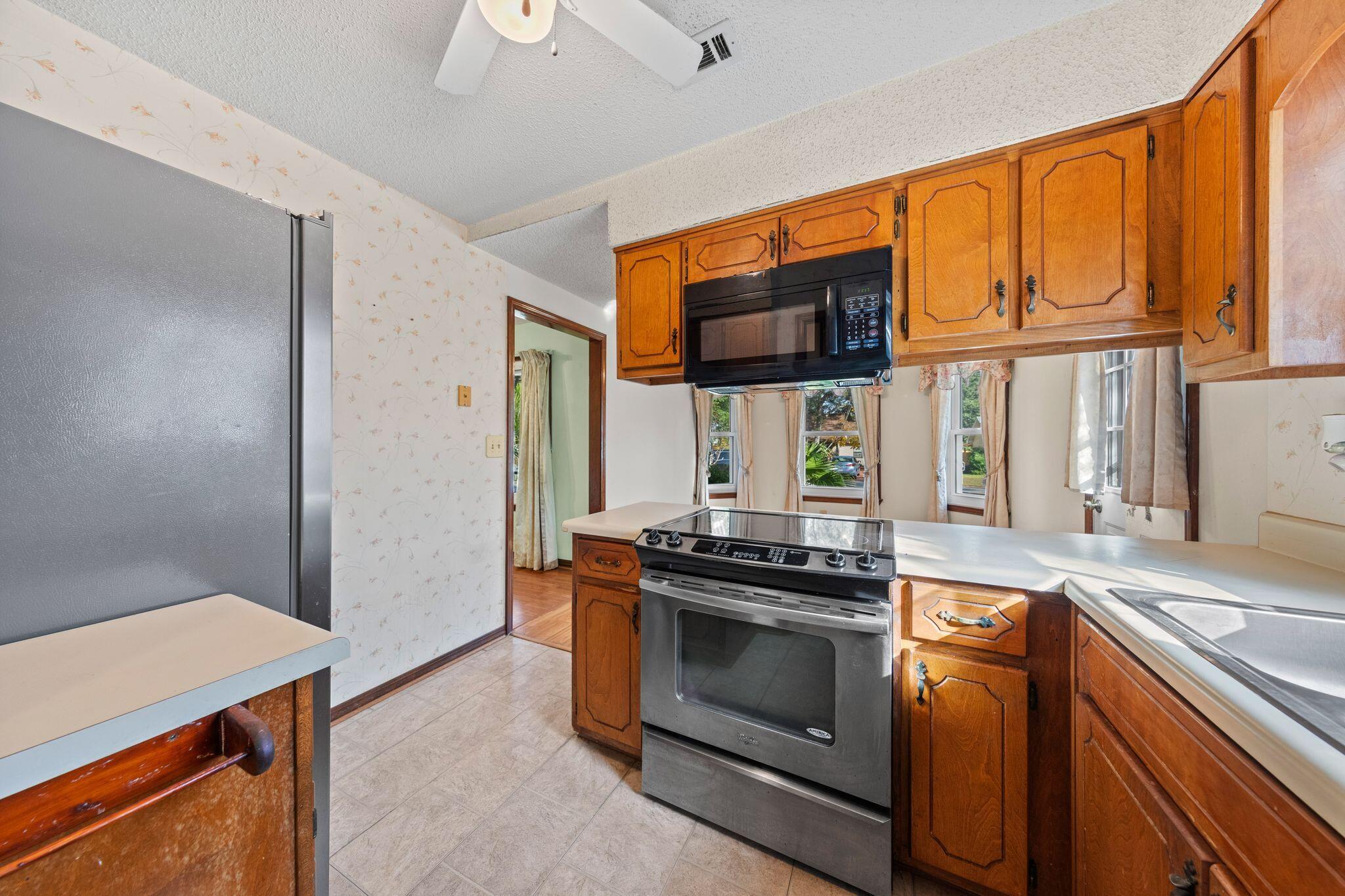 SHOAL TERRACE ESTATES - Residential