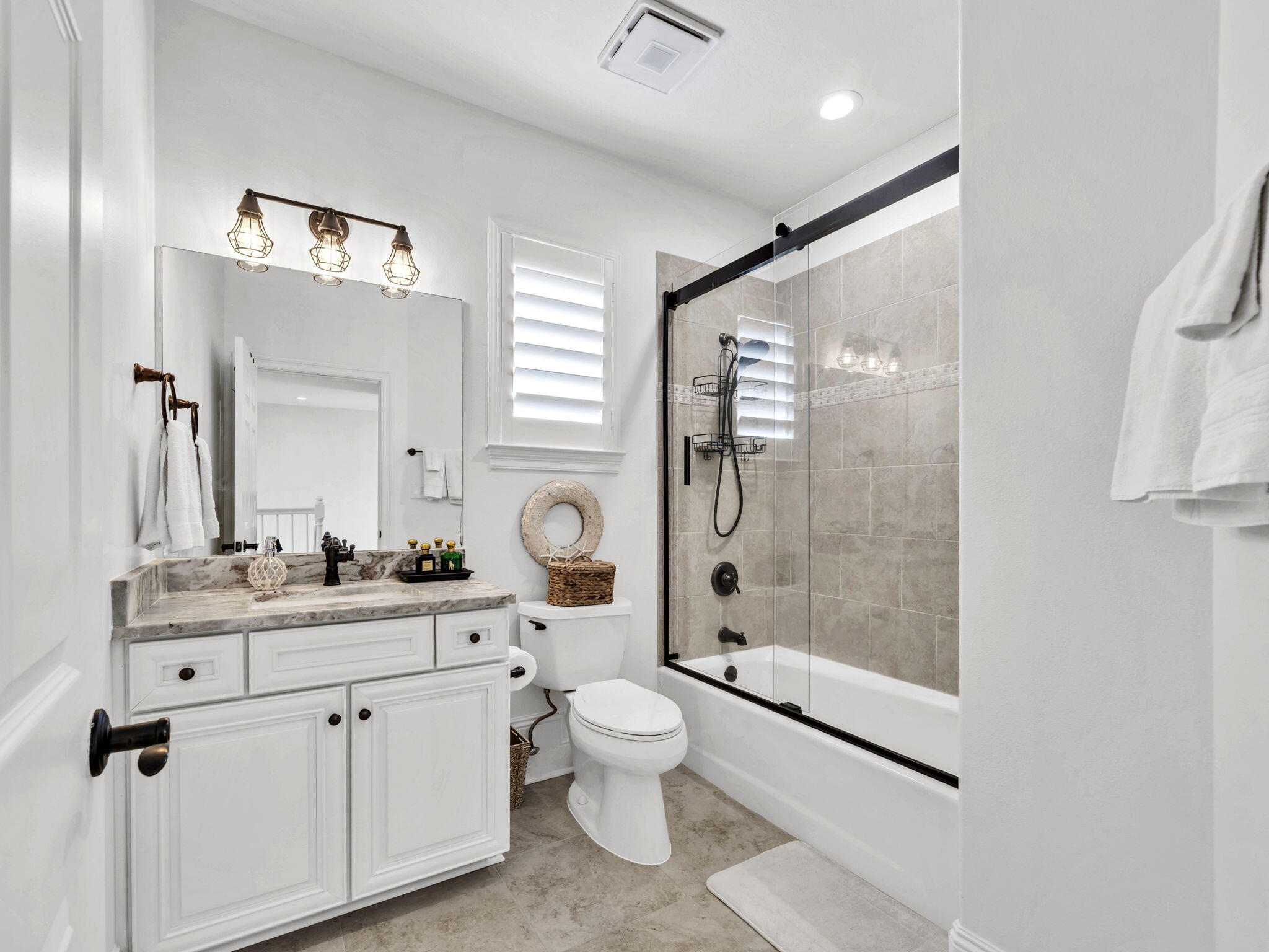REGATTA BAY PH 1 - Residential