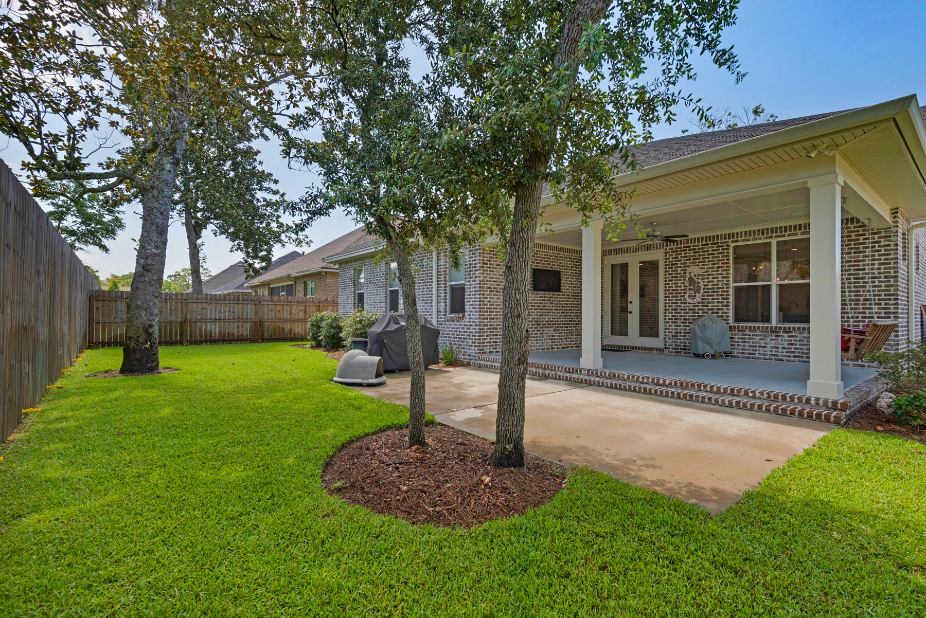 MAGNOLIA WOODS - Residential