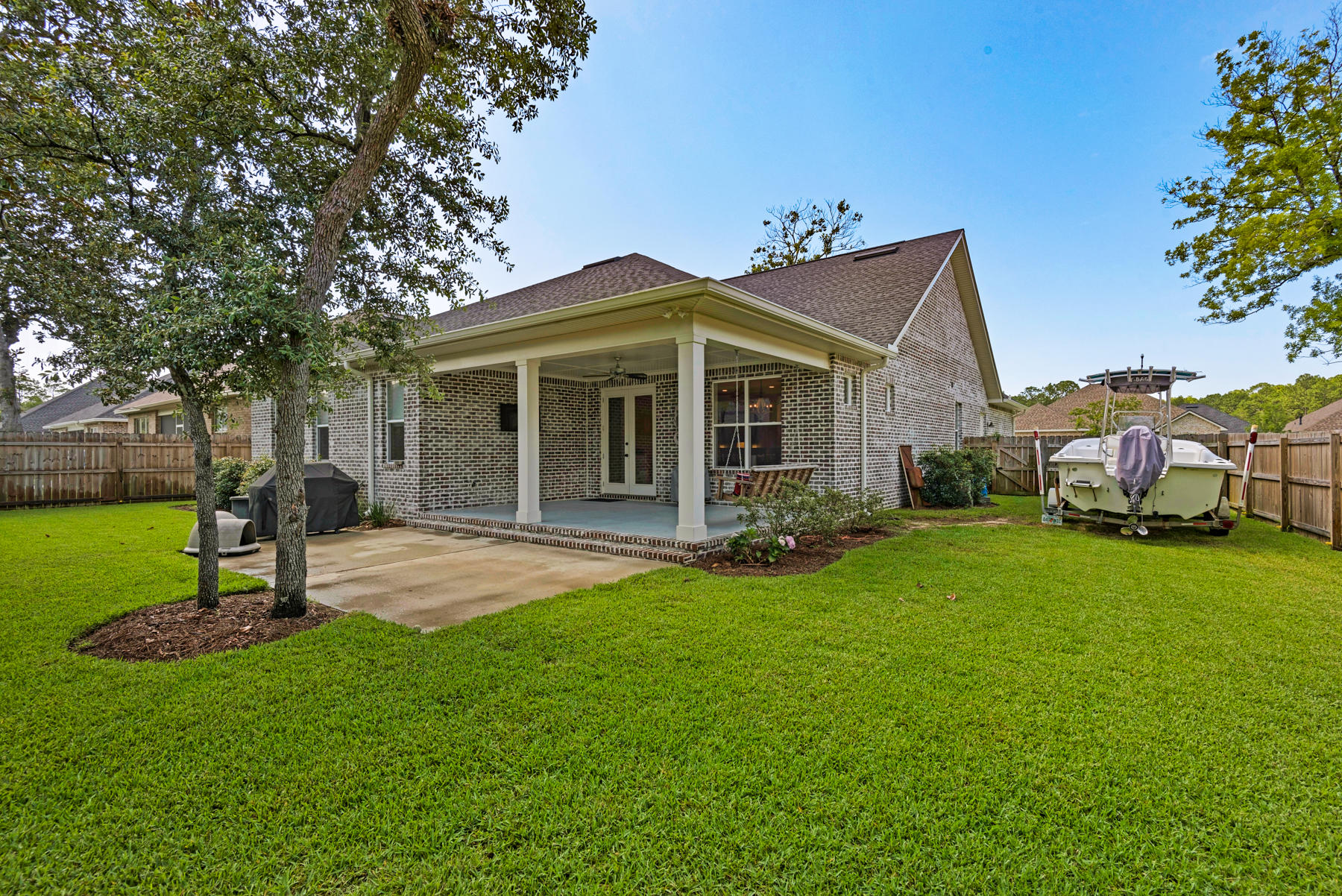 MAGNOLIA WOODS - Residential