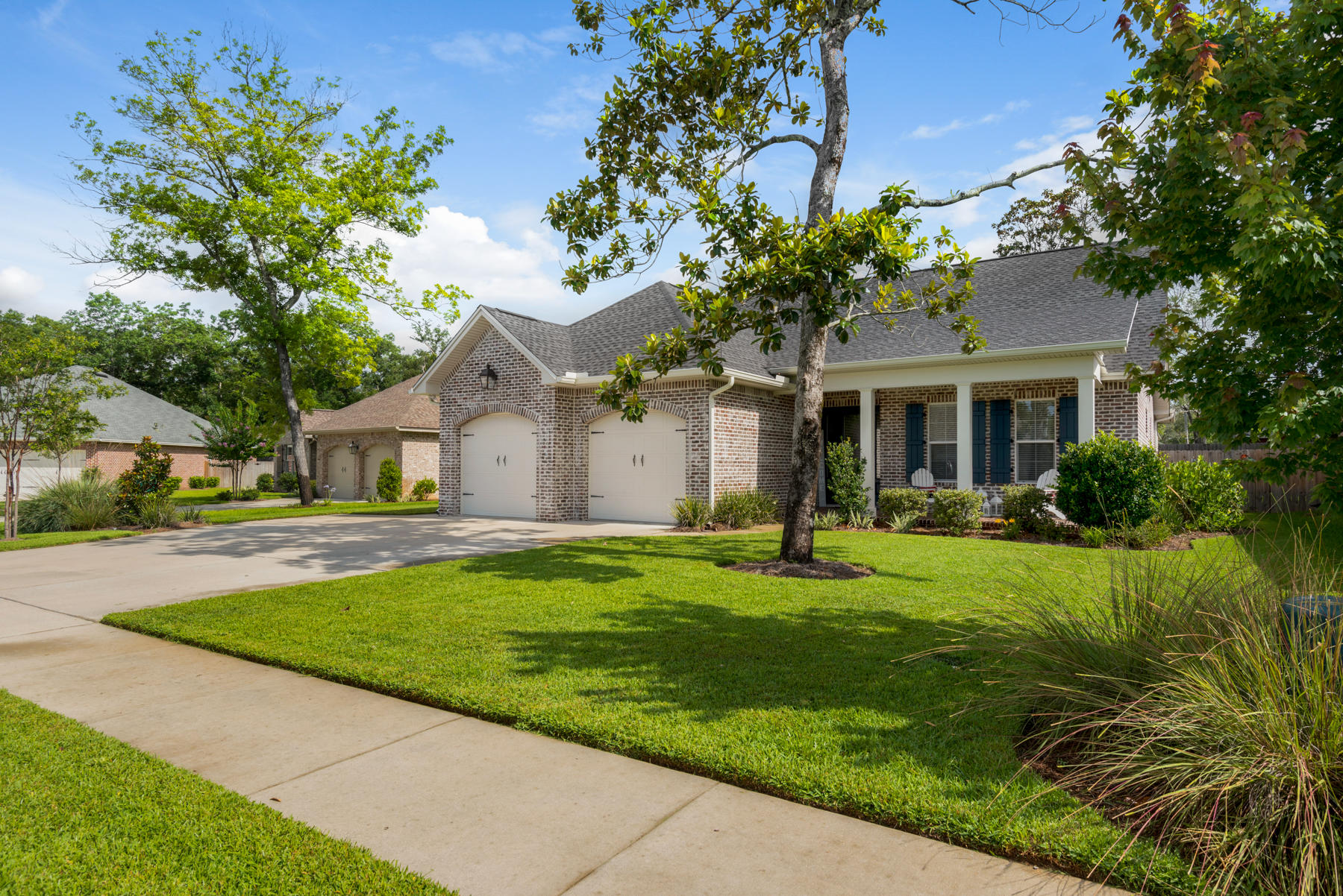 MAGNOLIA WOODS - Residential