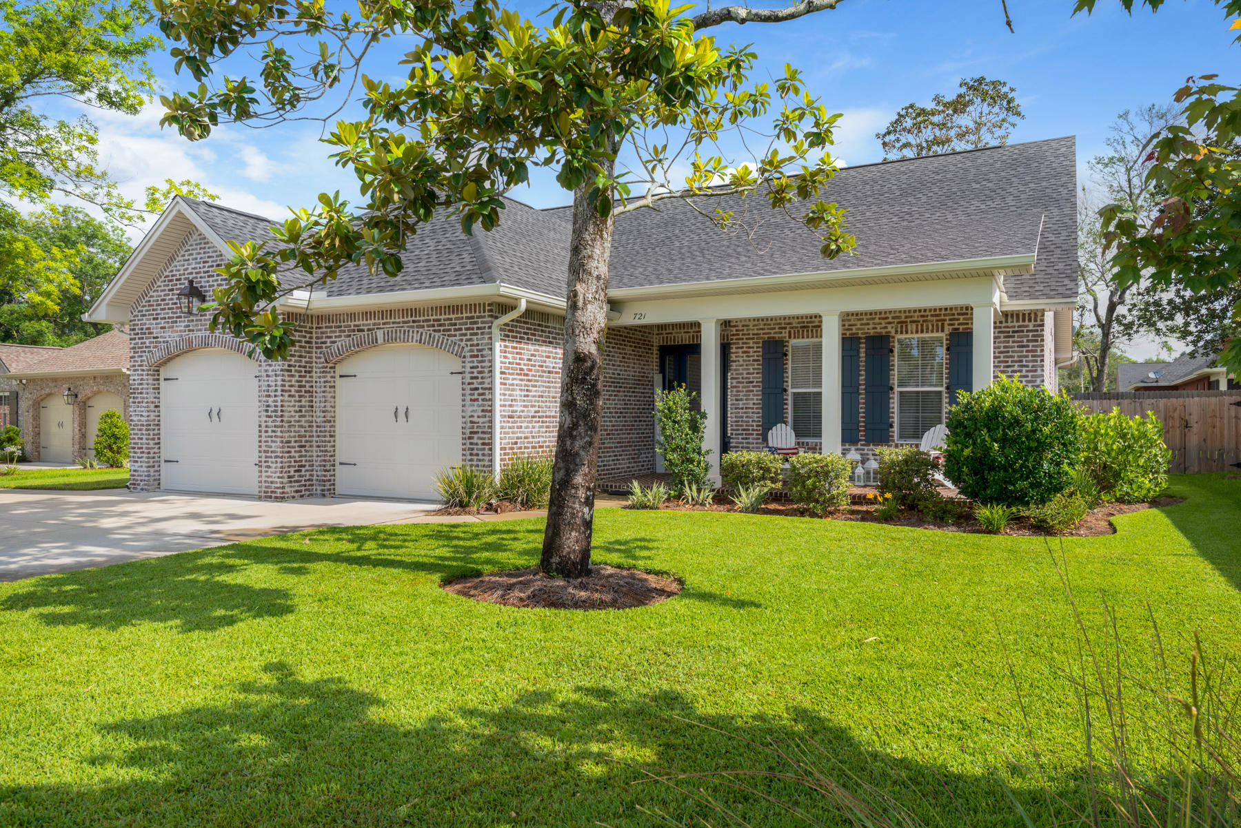 MAGNOLIA WOODS - Residential