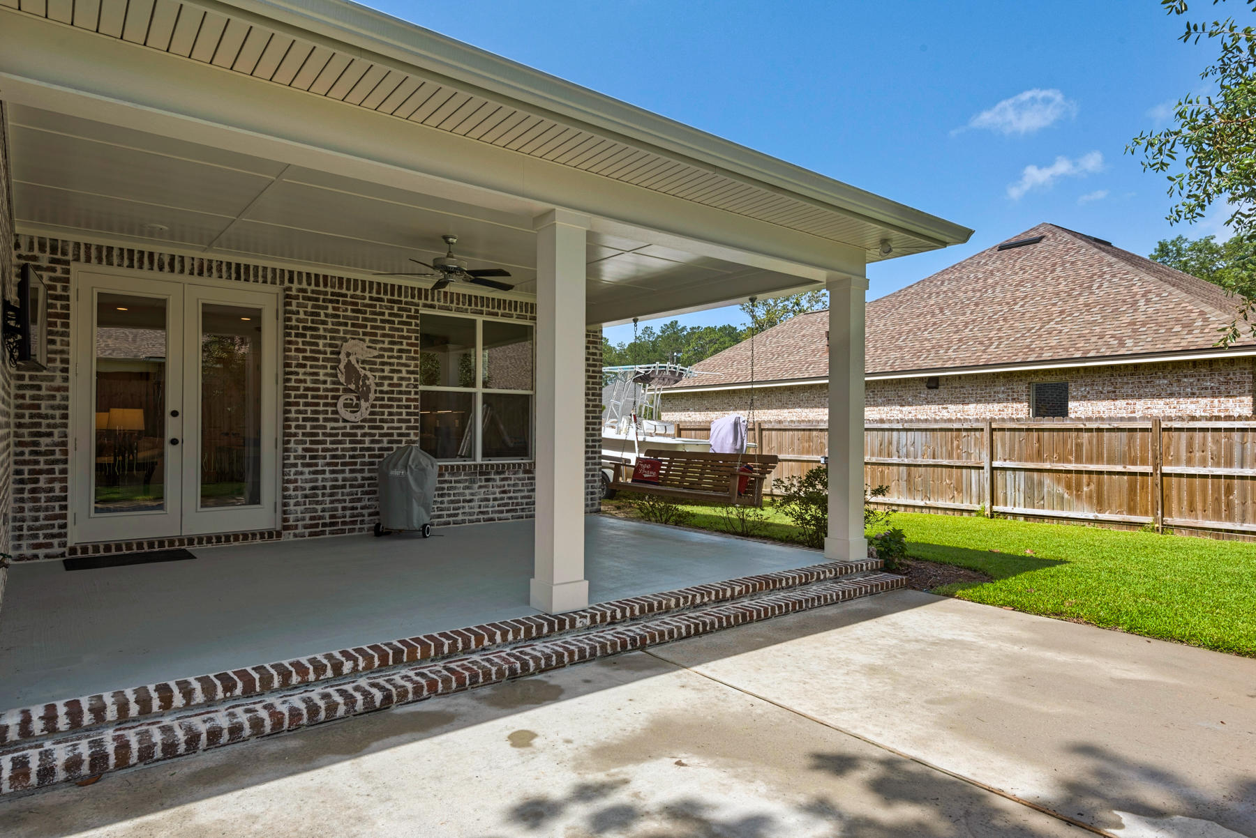 MAGNOLIA WOODS - Residential