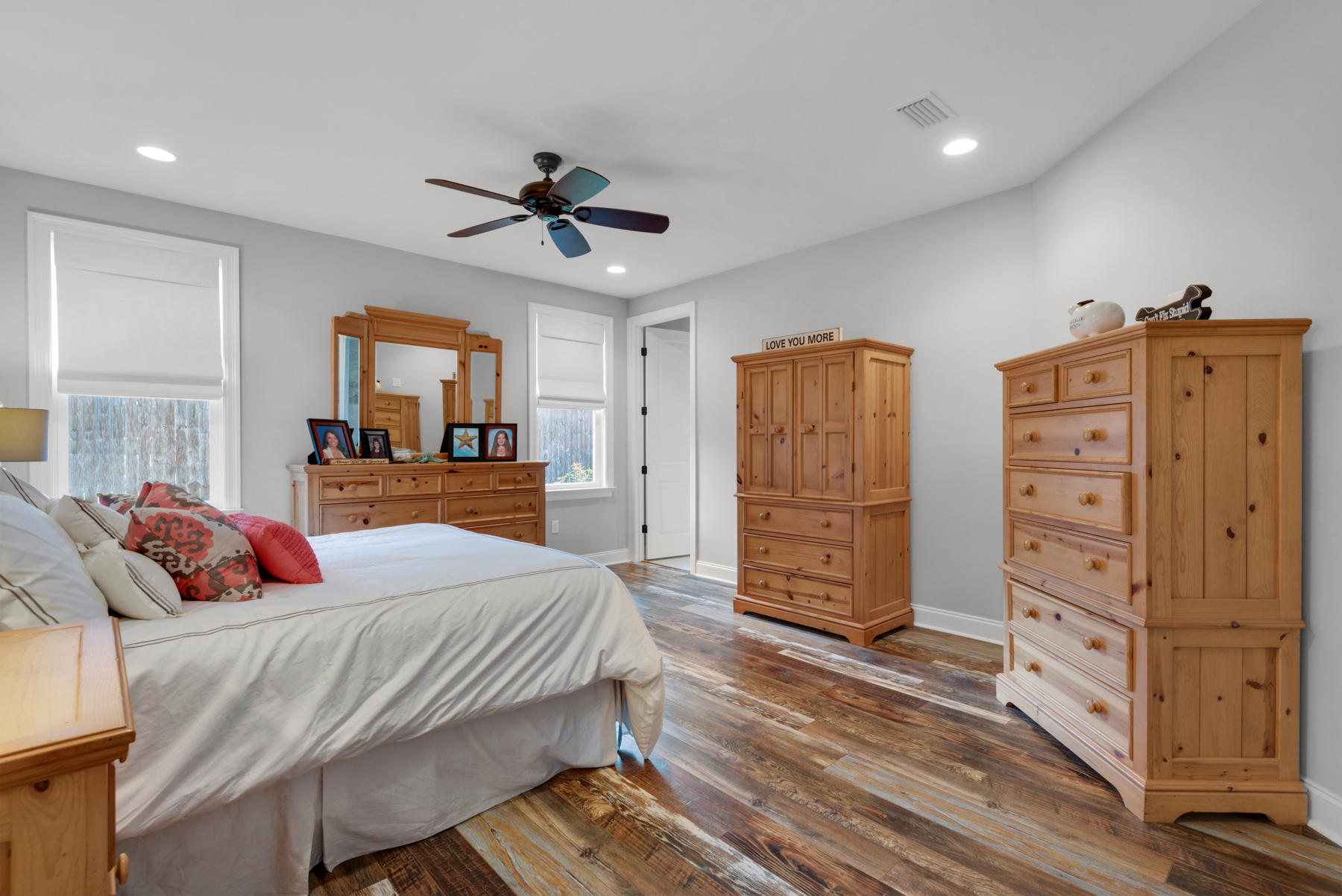 MAGNOLIA WOODS - Residential