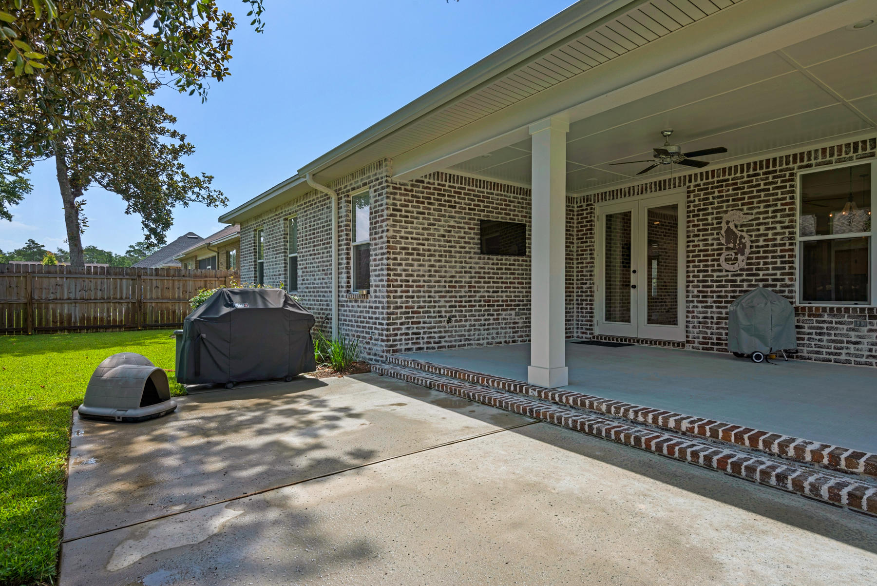 MAGNOLIA WOODS - Residential