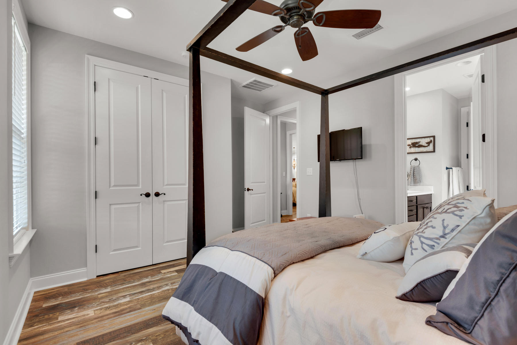 MAGNOLIA WOODS - Residential